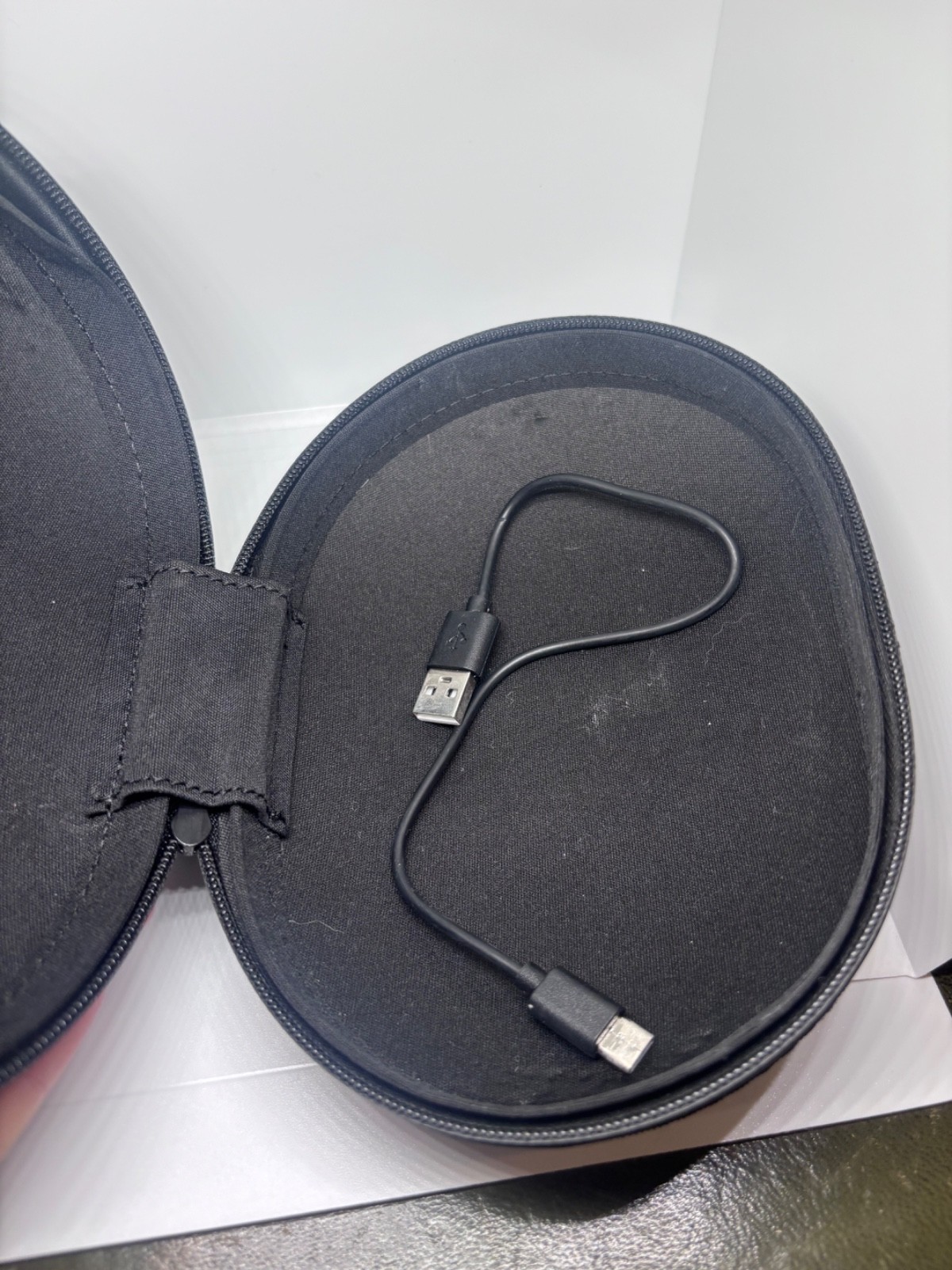 ts Wireless Studio 3 Headphone – Over Ear Headphones – Grey and Gold – W/ Chord