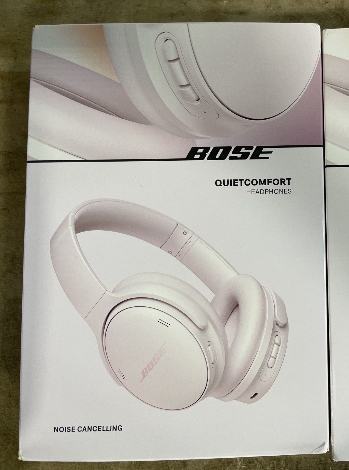 Bose QuietComfort Headphones, Noise Cancelling – Petal Pink – 884367-1500