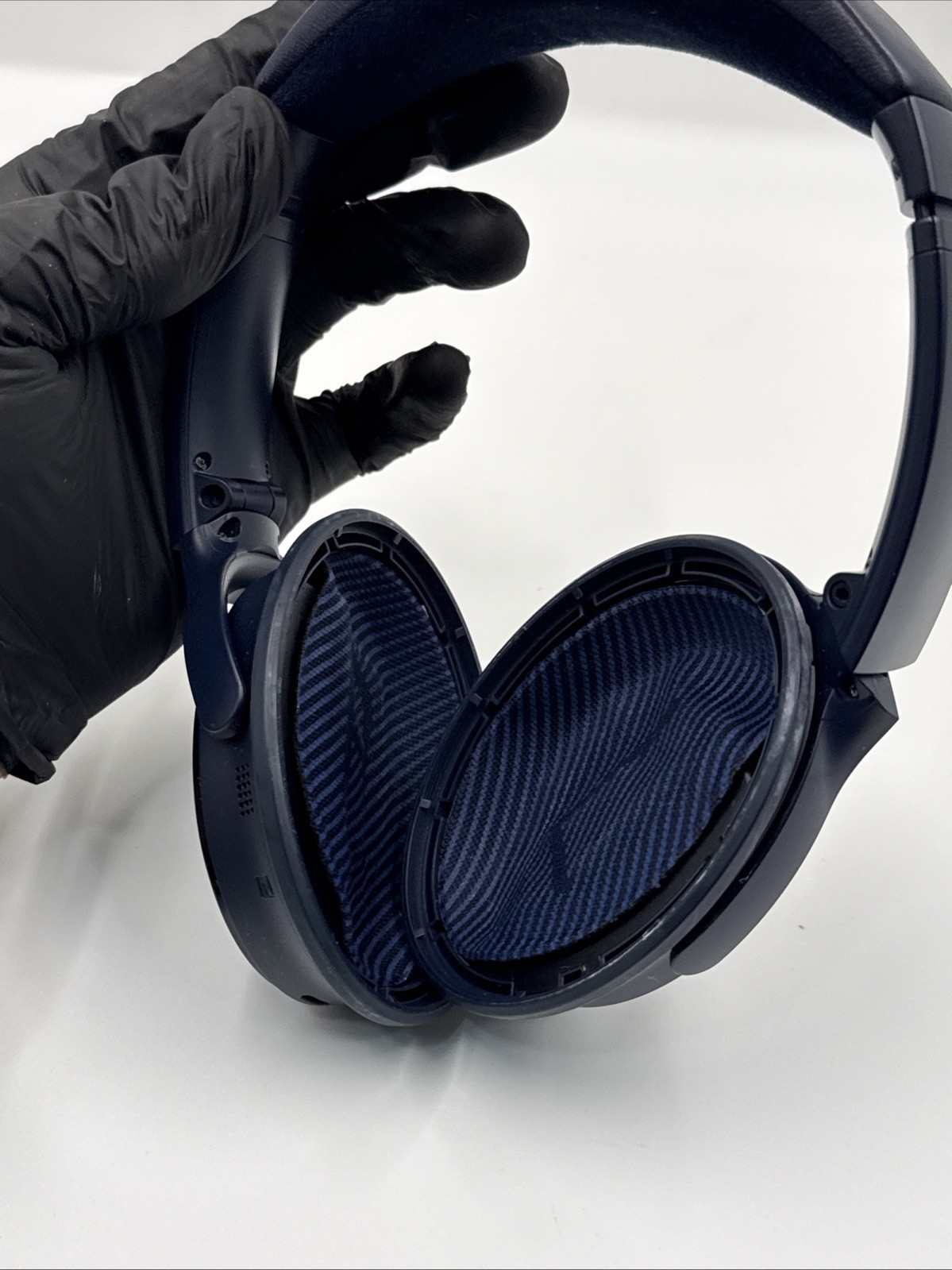 Bose QuietComfort Headphones – Limited Edition – Midnight Blue (For Parts Read⚠️