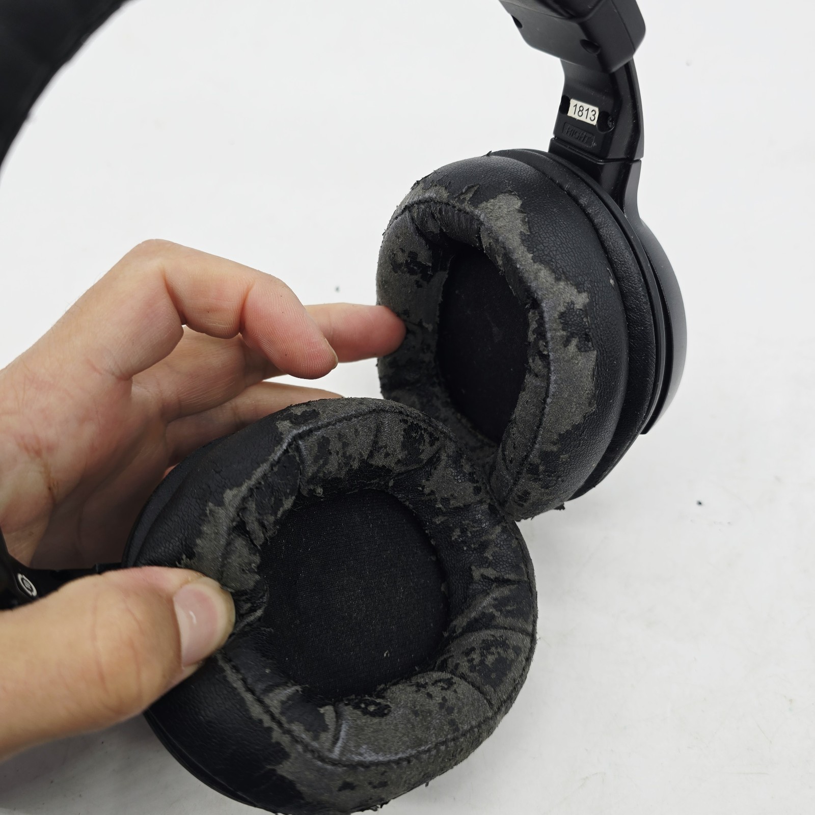 Audio-Technica Headphones ATH-WS1100 Solid Bass Hi-Res Over-Ear Wired Tested