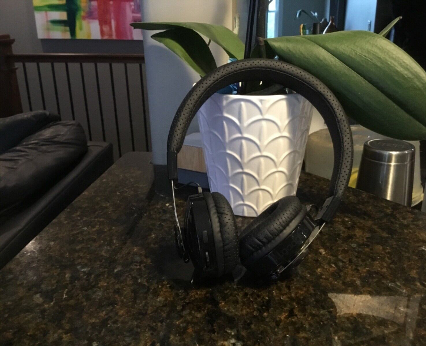 LilGadgets Untangled Pro Wireless Bluetooh Black, On-Ear Kids Headphones