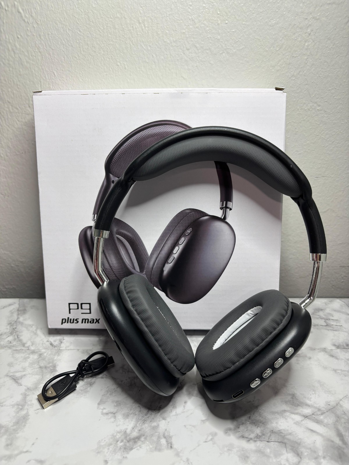 P9 Plus Max Over-Ear Headband Double Ear-Cup Headphones Black New In The Box
