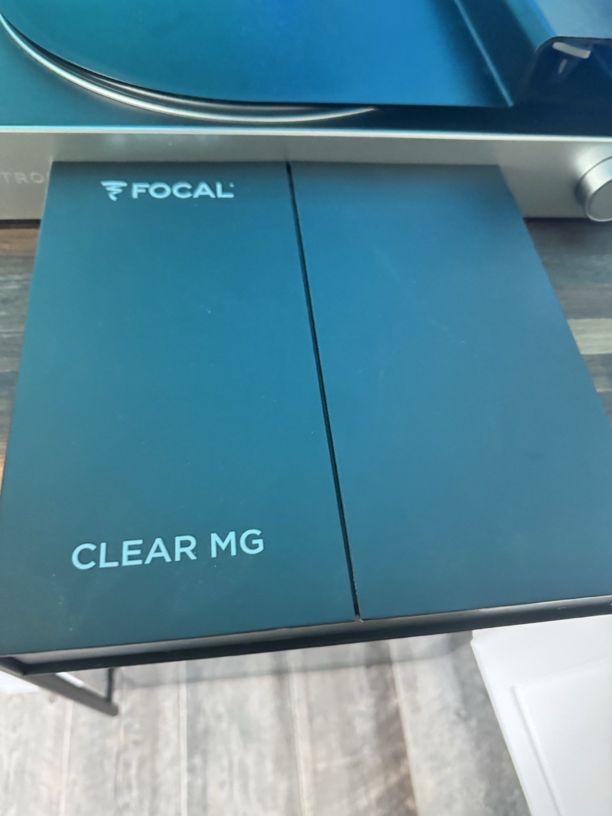 Focal Clear Mg Open-Back Over-Ear Gray/Black Headphones w/ Case 3.5mm