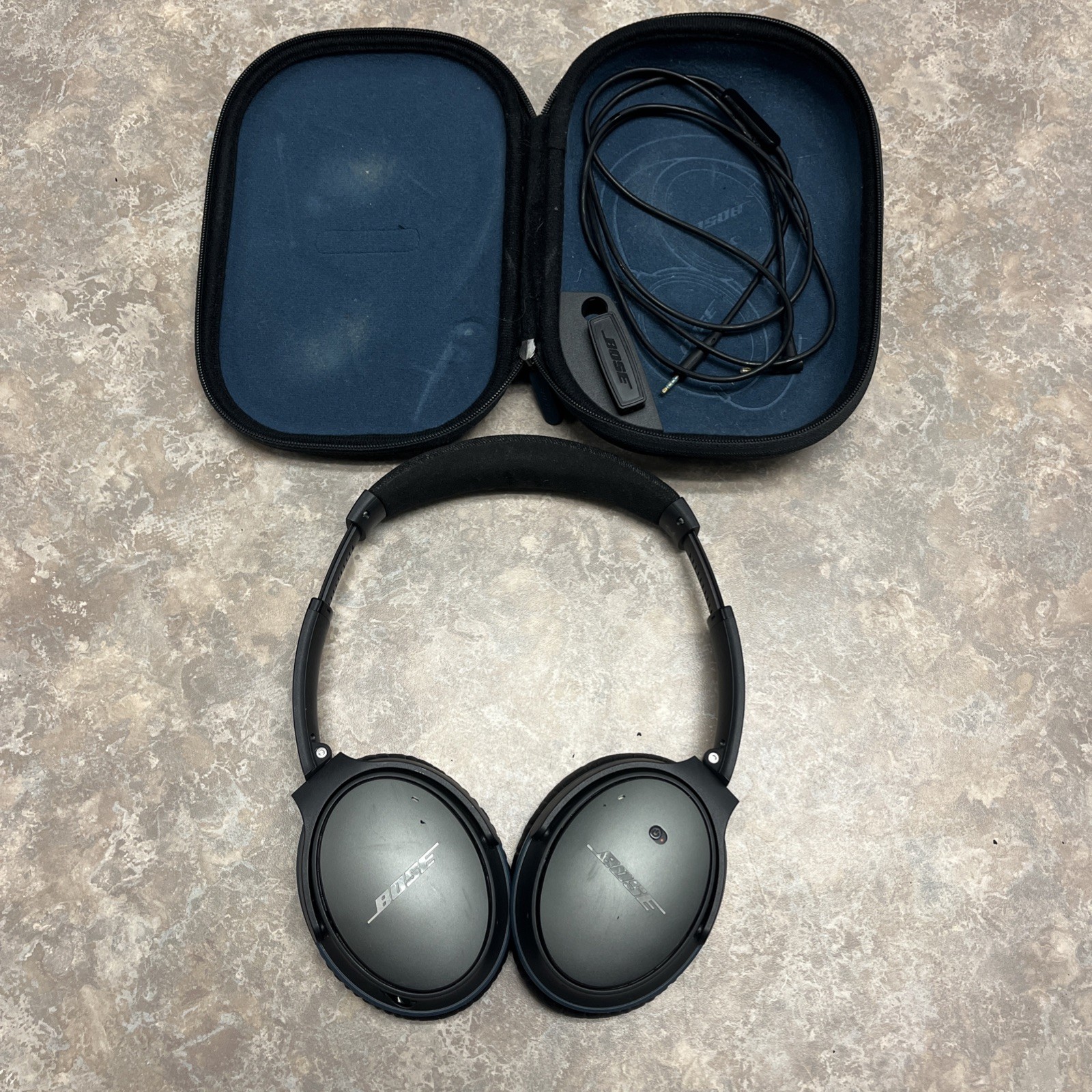 Bose QuietComfort QC25 Noise Cancelling Headphones (Wired – No Bluetooth)