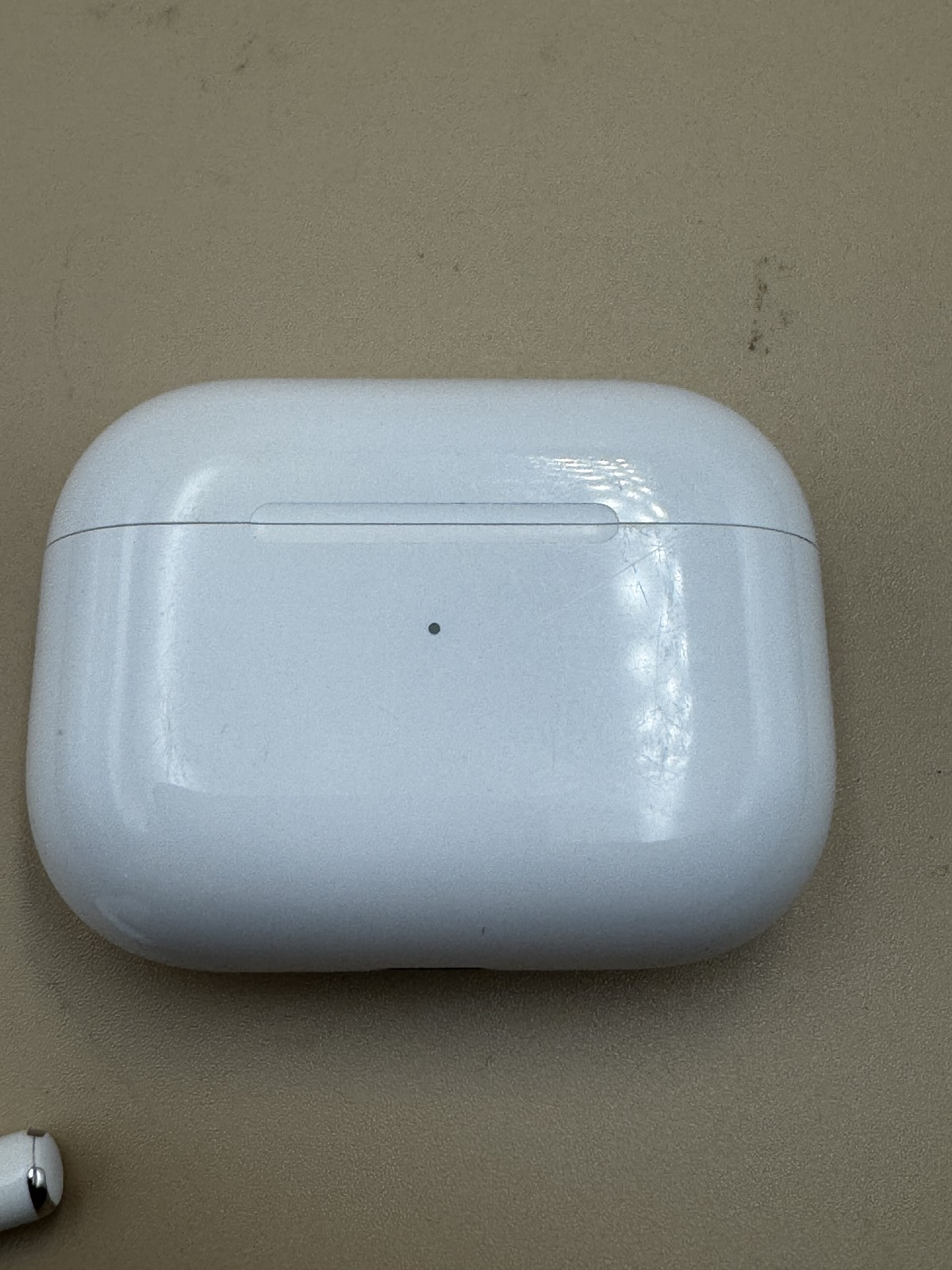 Apple AirPods Pro (2nd gen) (2023) White (with USB-C Case) MTJV3LL/A PC1712036