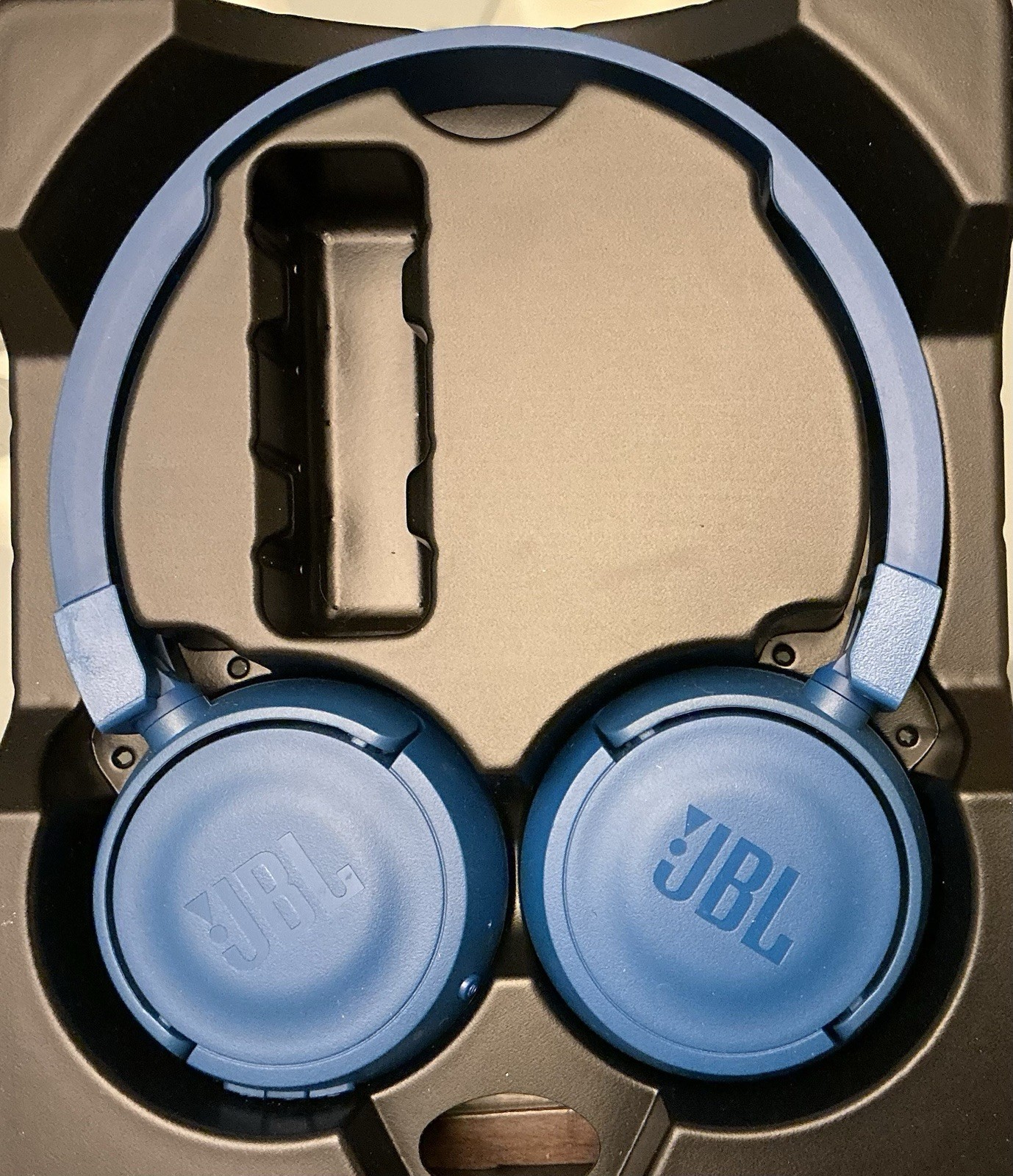 NEW!!! JBL TUNE450BT Headphones Blue open box
