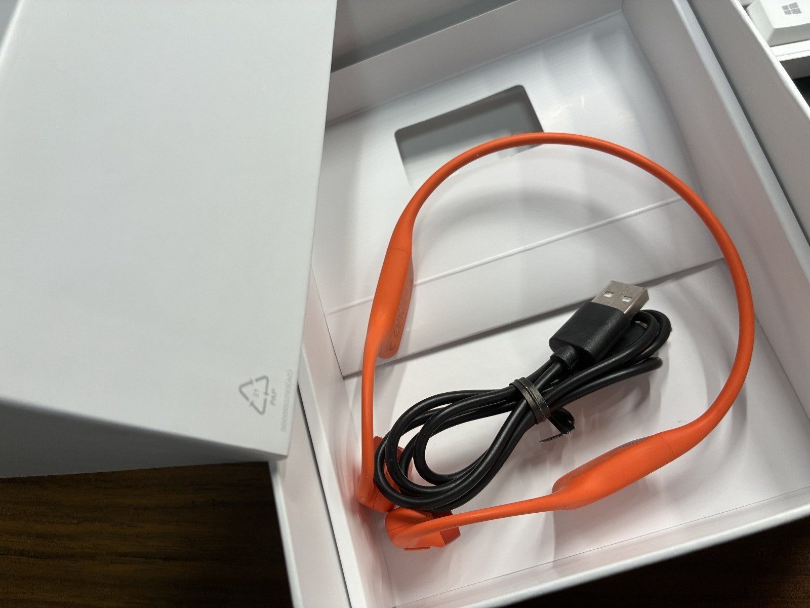 Shokz OpenRun Pro 2 MINI S820 Bone Conduction Sports Headphones Read issue M7F
