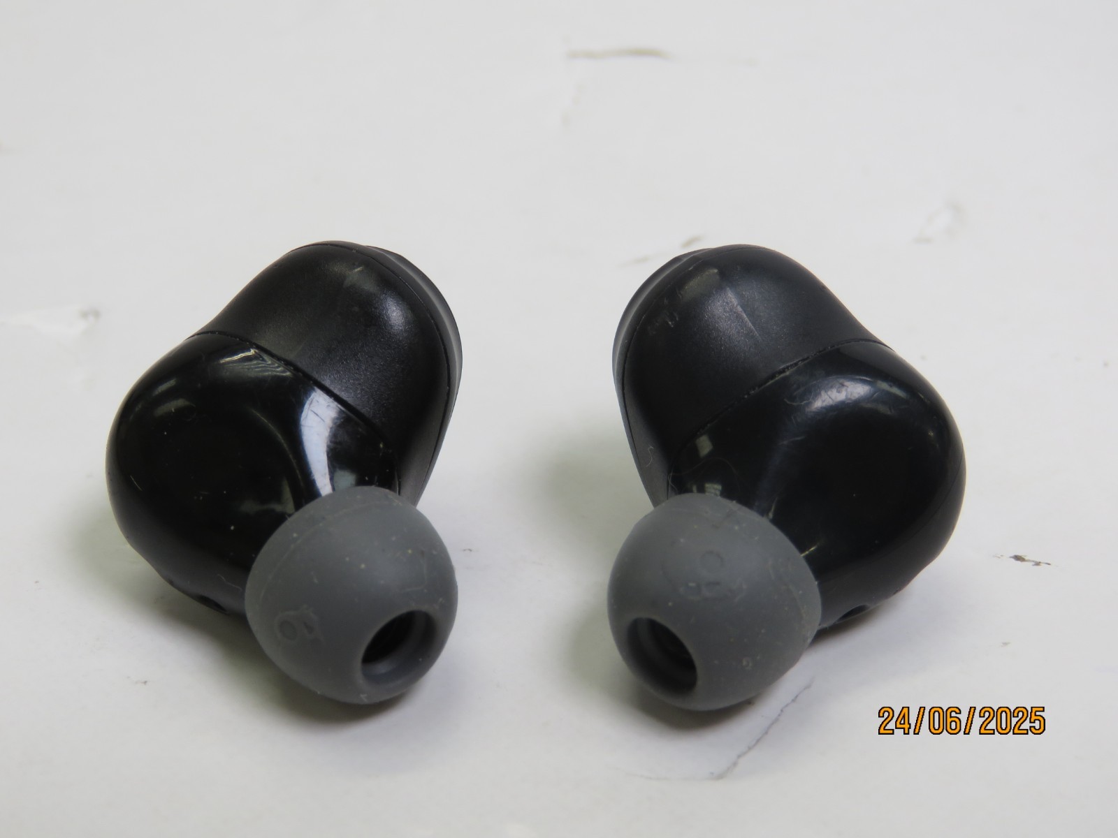 Skullcandy S2FYW-P751 Mod In-Ear Sound Isolating True Wireless Earbuds [CB209]