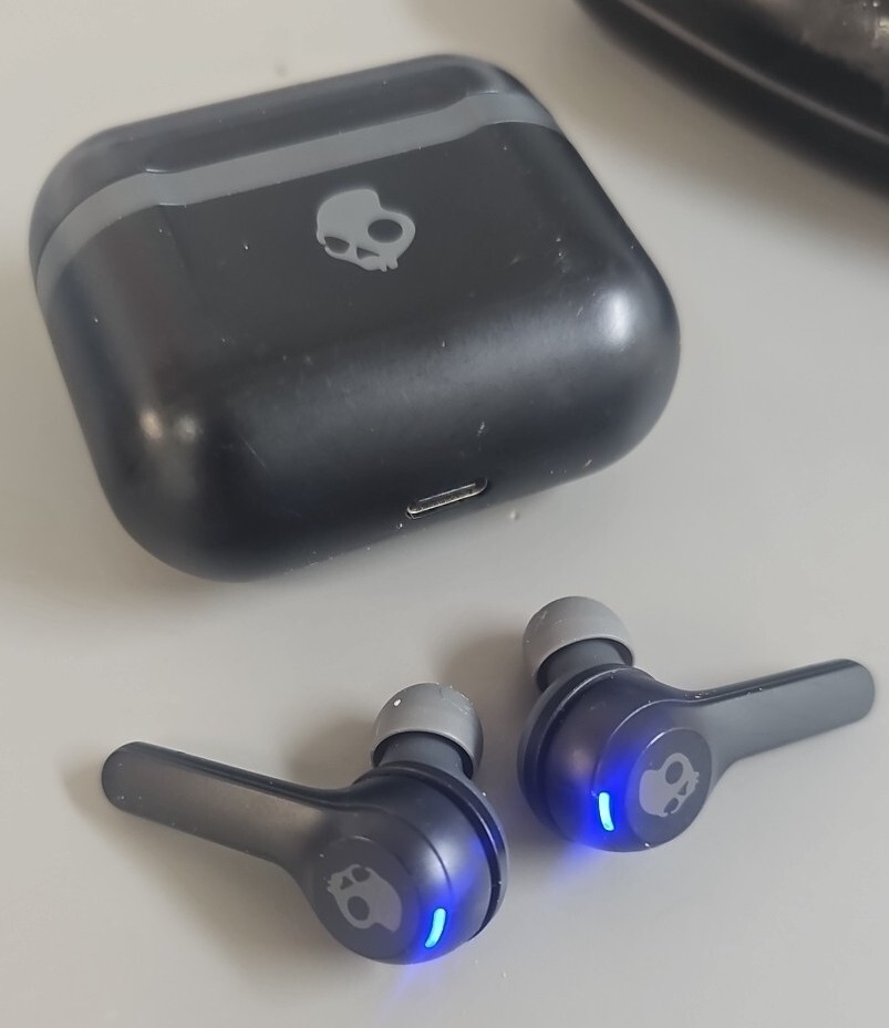 Skullcandy Indy Evo In-Ear Wireless Earbuds, 30 Hr Battery, Microphone, Black