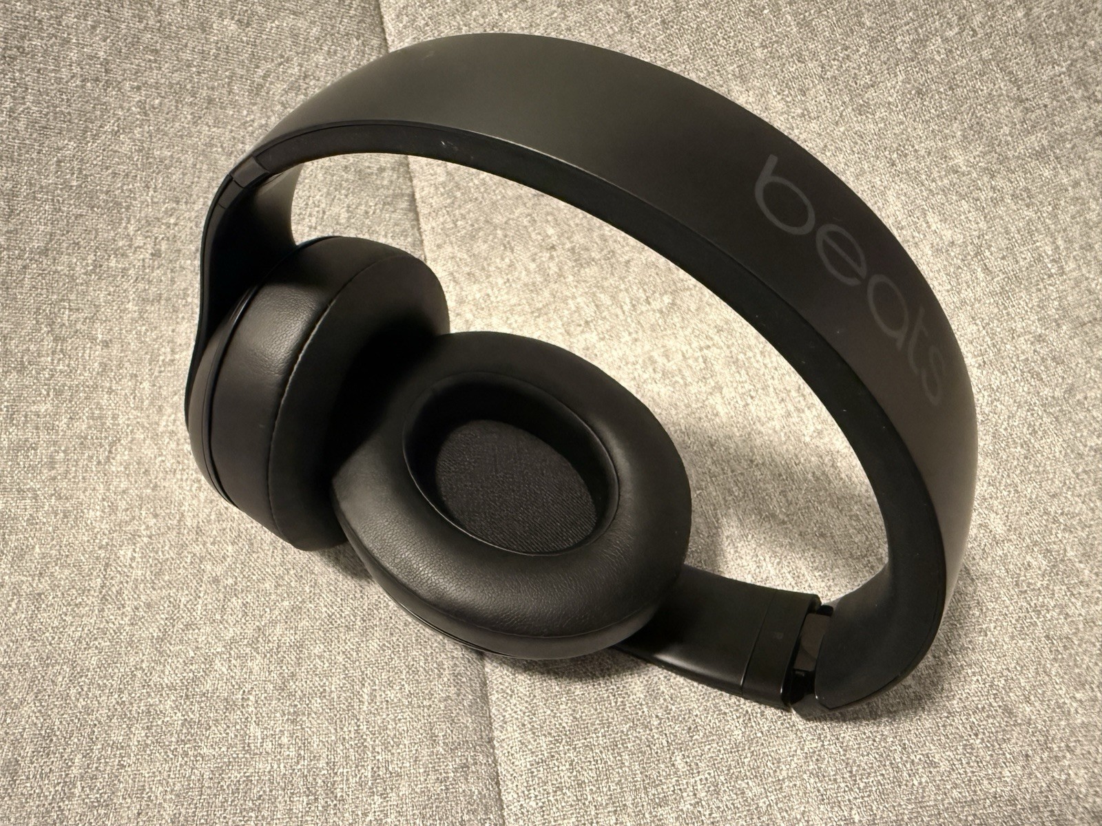 Beats by Dr. Dre Studio3 Wireless Over-Ear Black ANC Bluetooth 3.5mm Mic