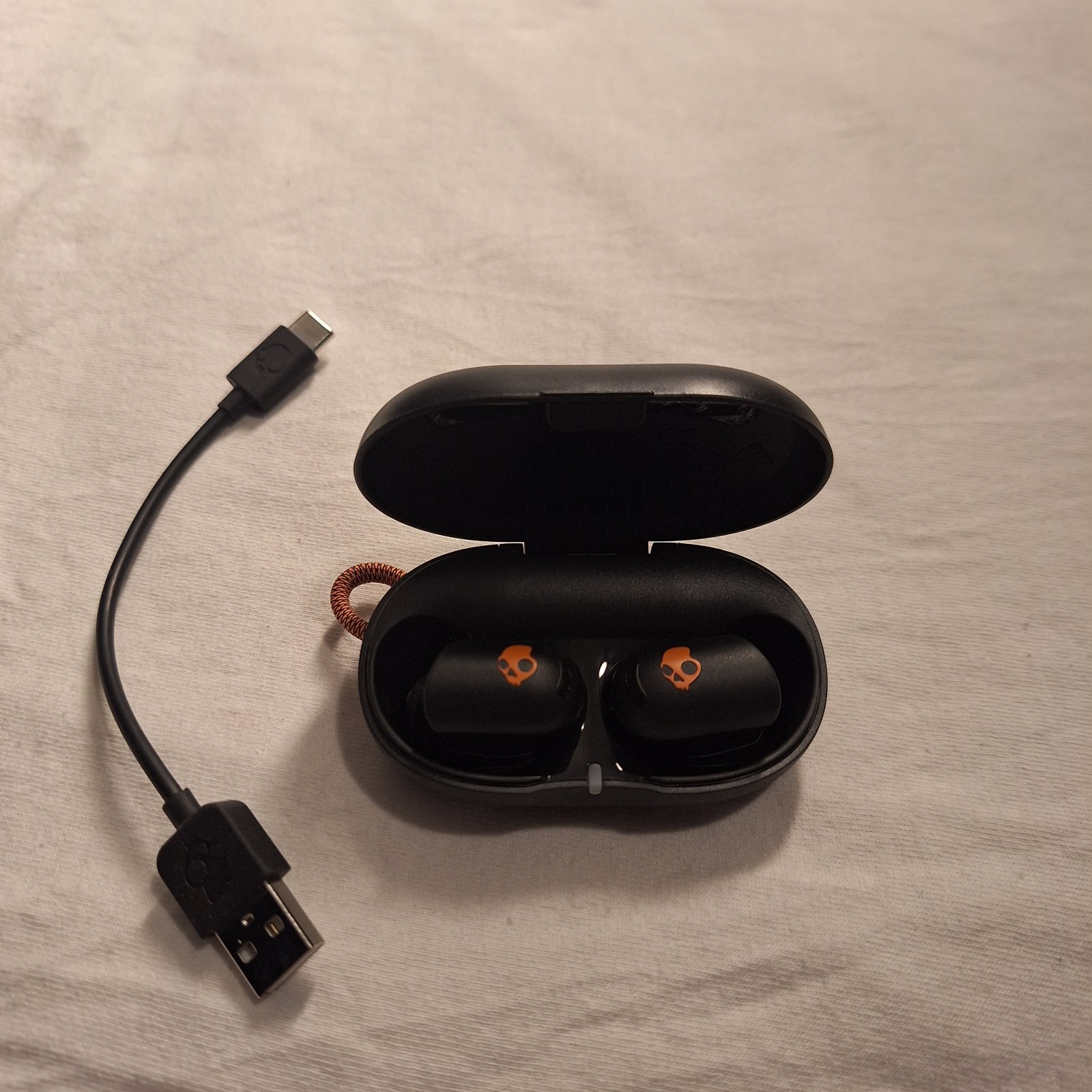 Skullcandy Sesh ANC Noise-Canceling True Wireless Earbuds Black & Orange S2SAW-S