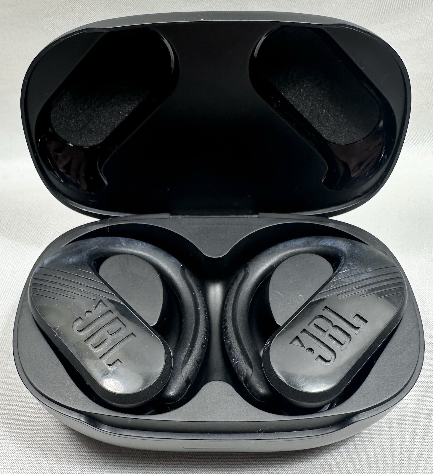 JBL Endurance Peak 3 True Wireless Active Earbuds Used | Poor Condition