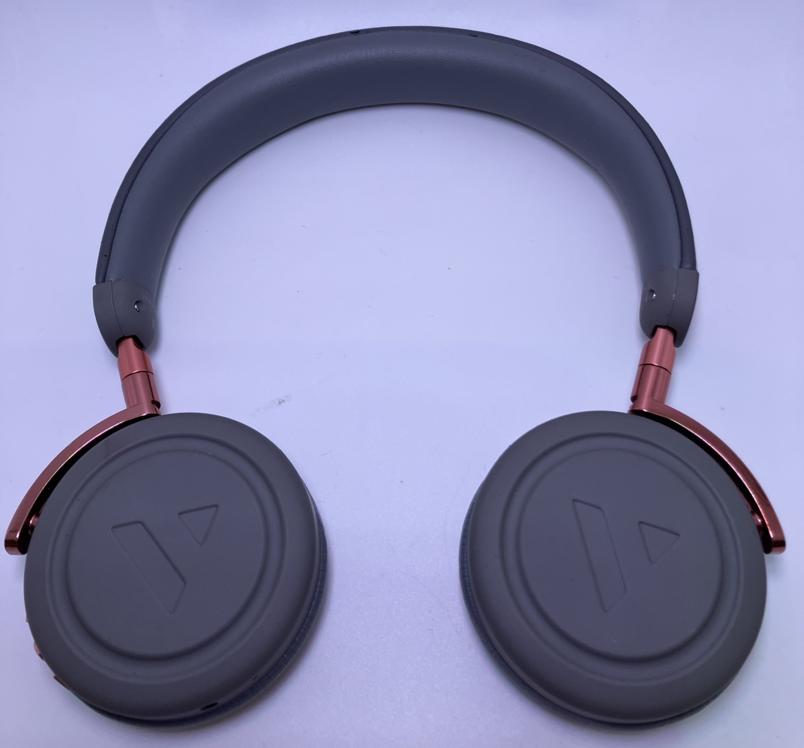 Vain STHLM Commute Wireless Headphones Gray Excellent Swedish-designed