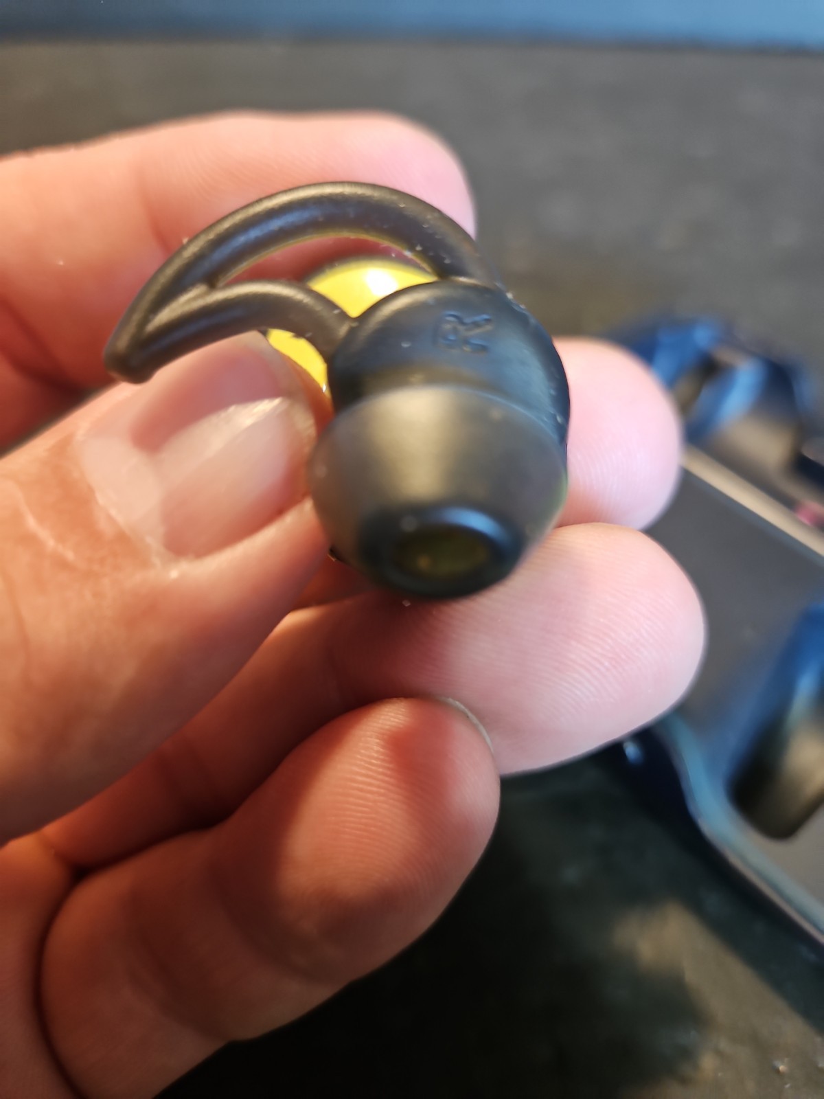 BOSE SoundSport Free Truly Wireless Sport Headph – Midnight Blue/Citron Plz Read