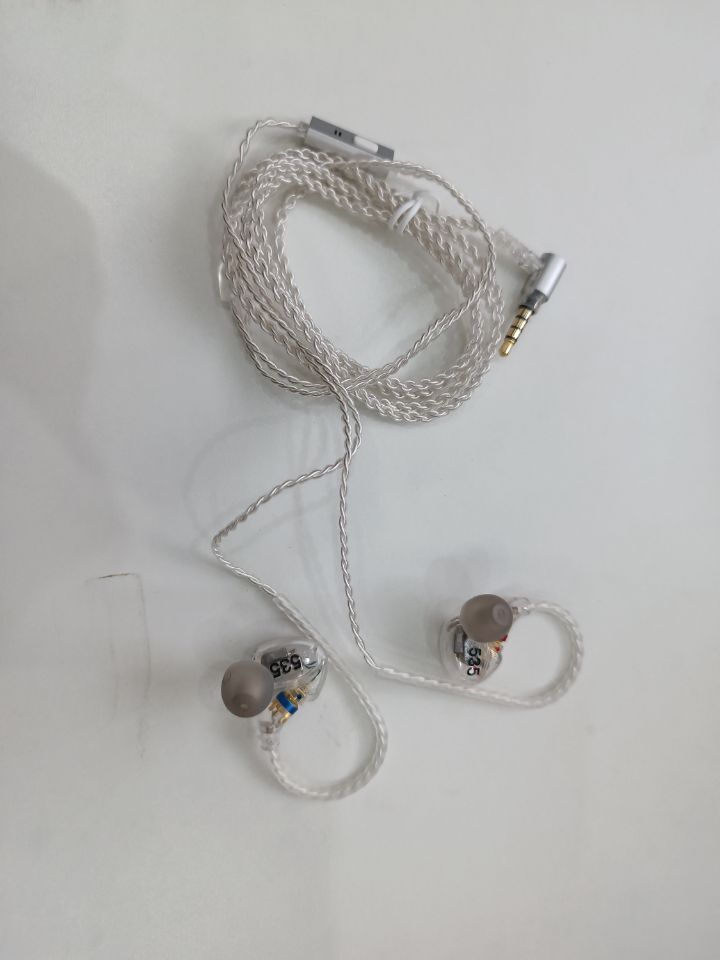 Shure SE535 Earphone with Microphone Stereo Isolated Monitor Upgrade Cable IEMs
