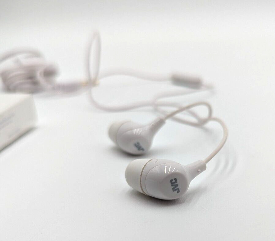 JVC Memory Marshmallow Memory Foam Earbud with Mic White with Apple Adaptor