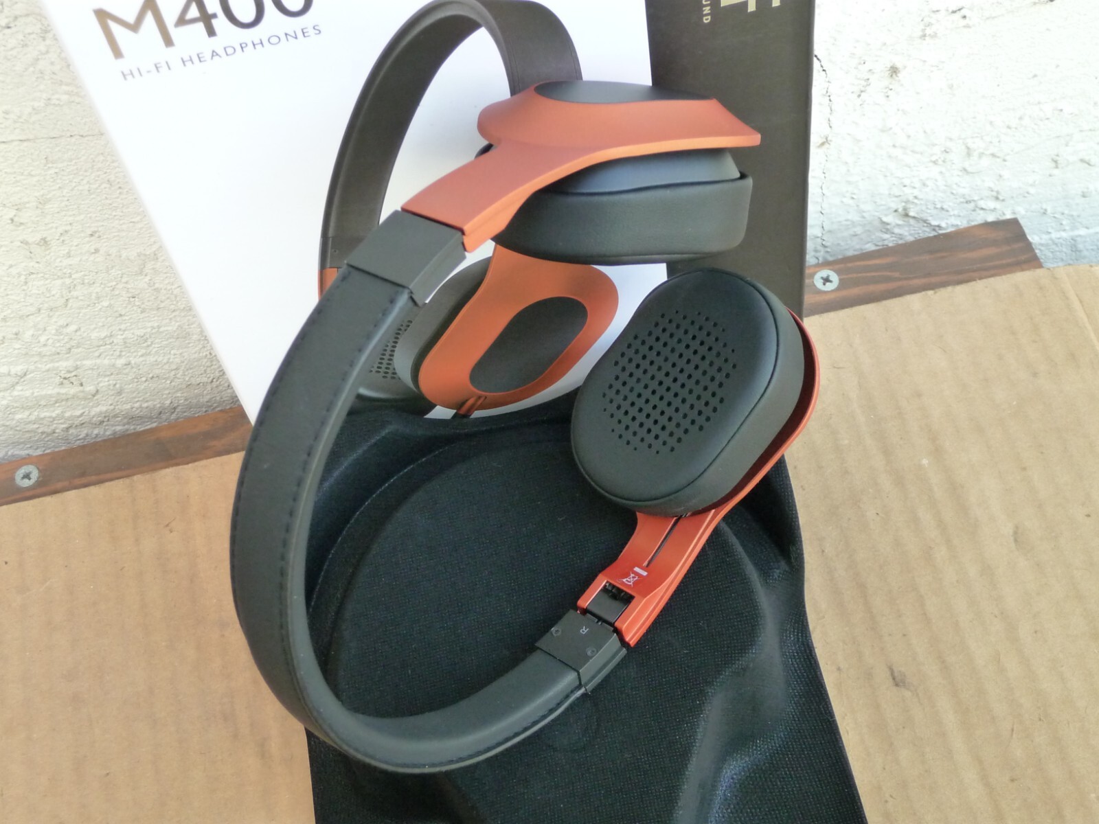 KEF M400 On-Ear Hi-Fi Headphones Orange