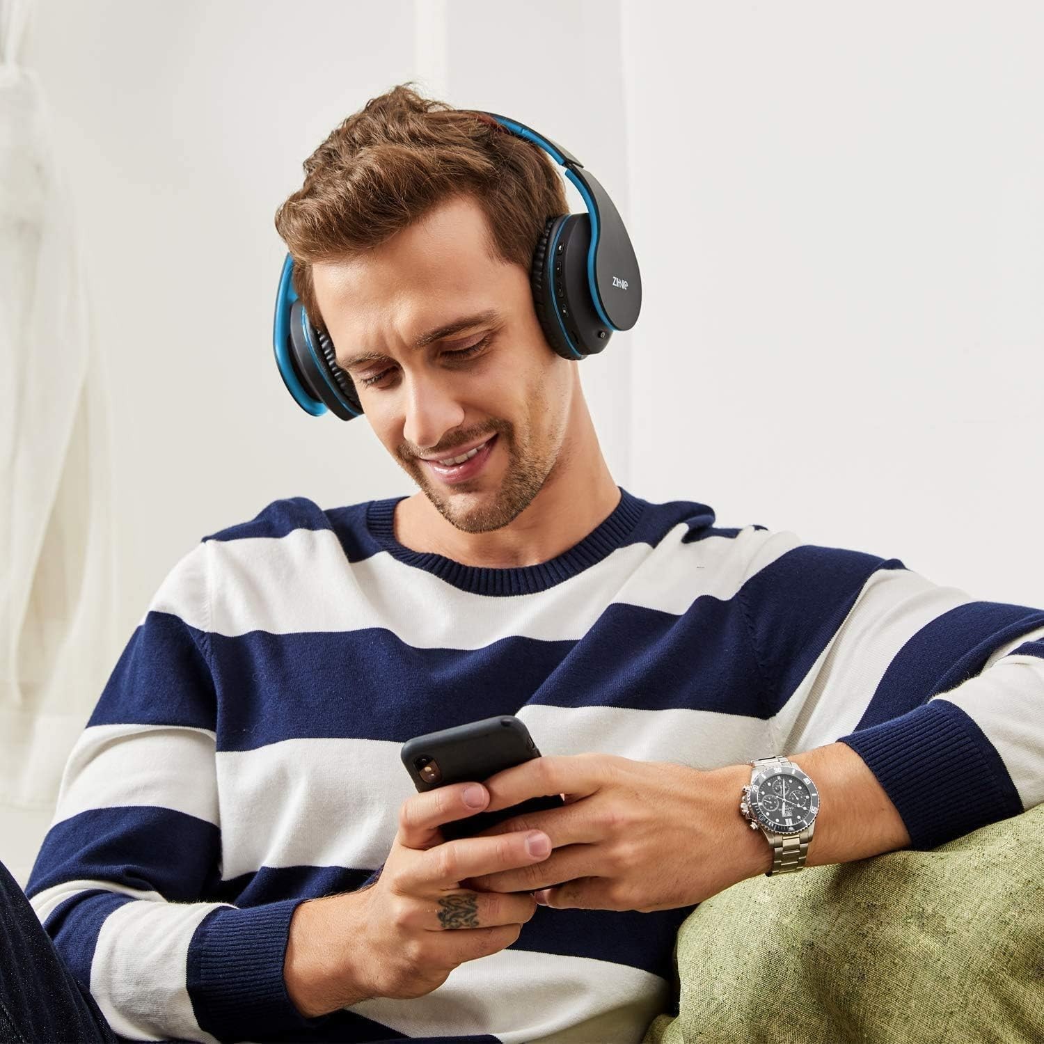 Bluetooth Headphones Over-Ear Foldable Wireless Wired Stereo Soft Earmuffs Light