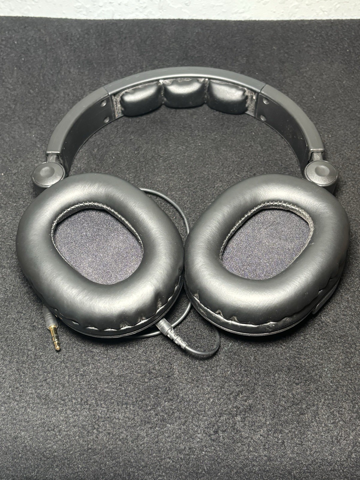 Monoprice Premium Hi-Fi DJ Style Over-the-Ear Pro Headphones
