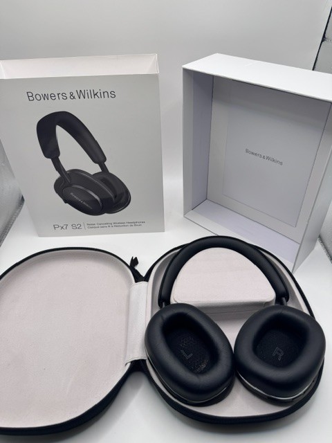 Bowers & Wilkins Px7 S2 Over-Ear Headphones – ANC, Integrated Mic, Voice Control