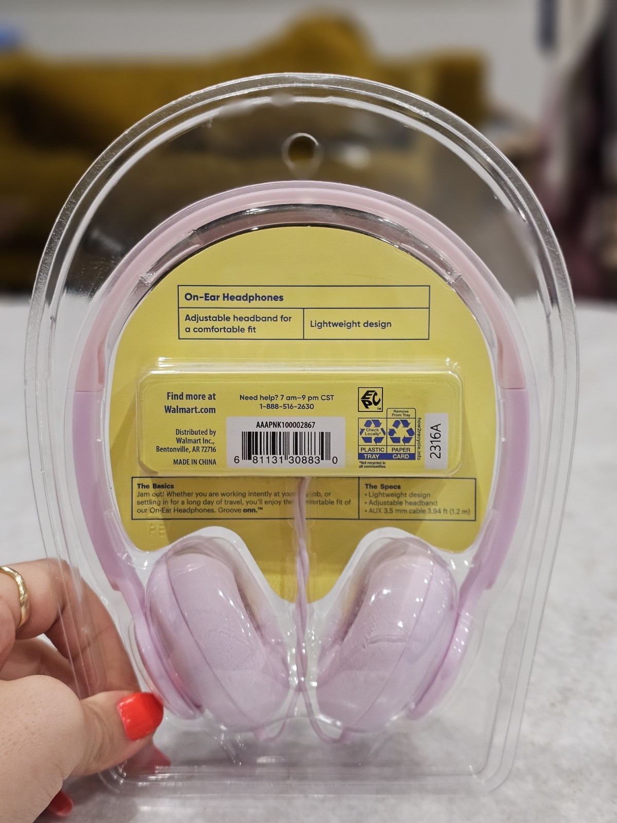 Groove Onn On-Ear School Headphones Pink Adjustable Headband Lightweight Design