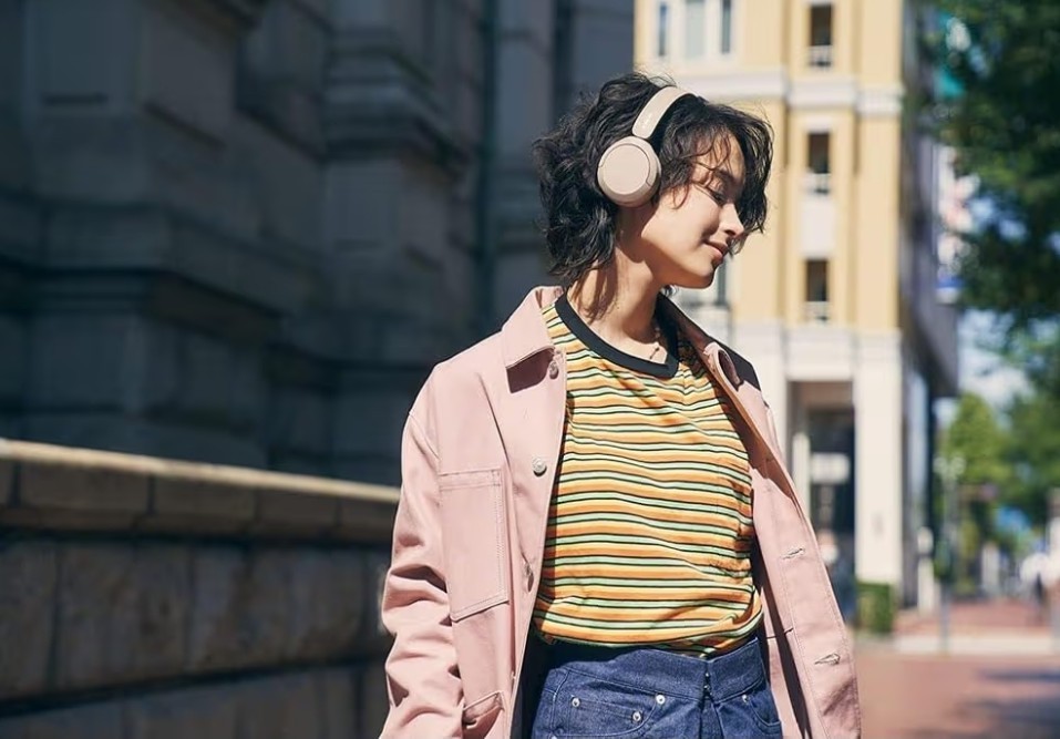 Sony WH-CH520 Wireless Bluetooth On-Ear Headphones Cappuccino Open Box