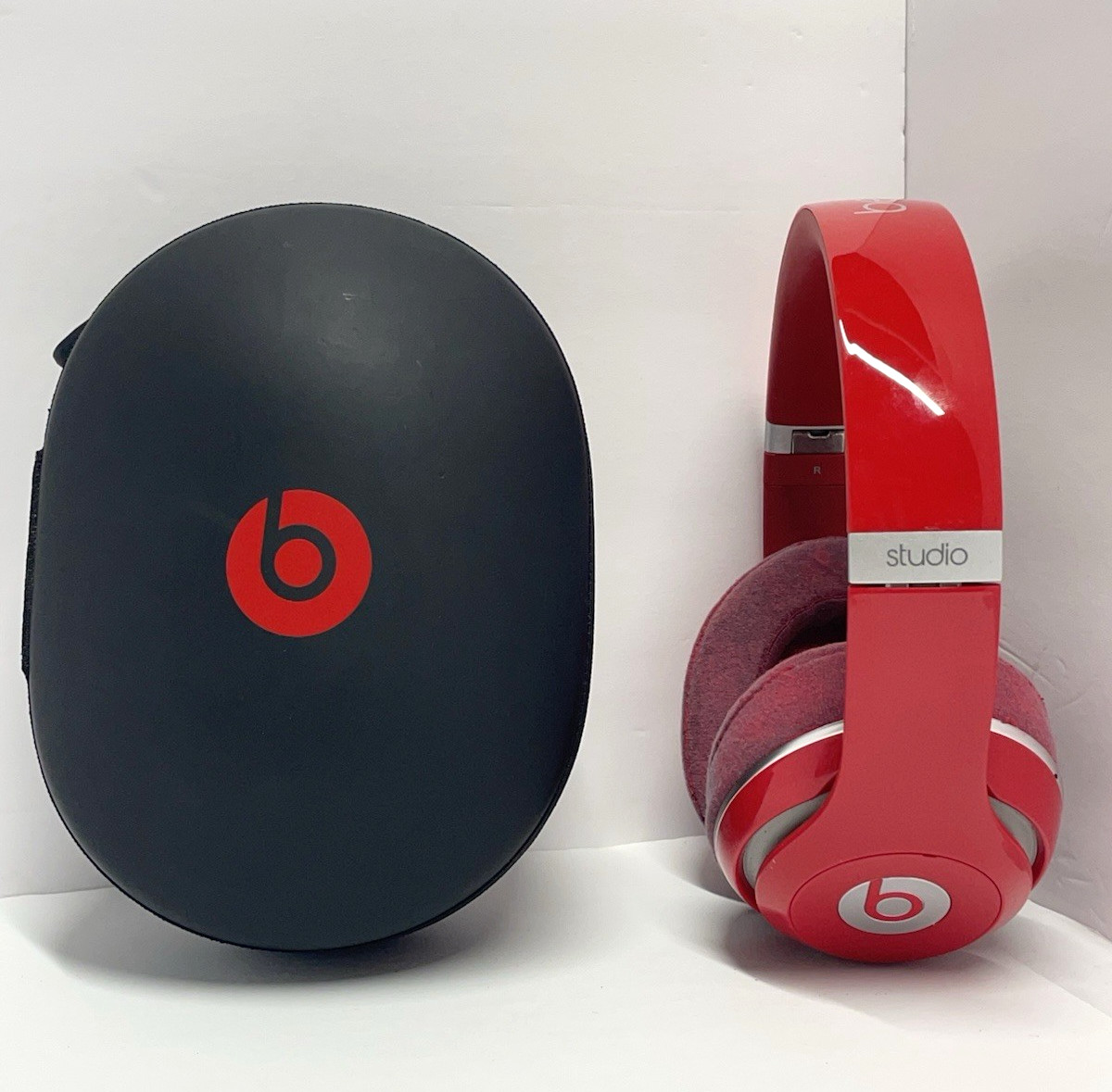 Beats by Dr. Dre Studio 2 Red Wireless With Case *For Parts* See Description