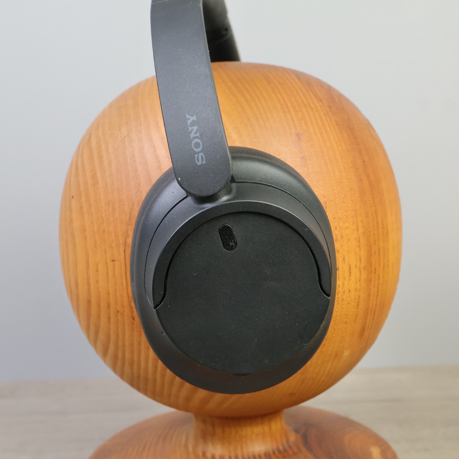 Sony WH-CH720N Noise Canceling Wireless Headphones YY2966 – Black