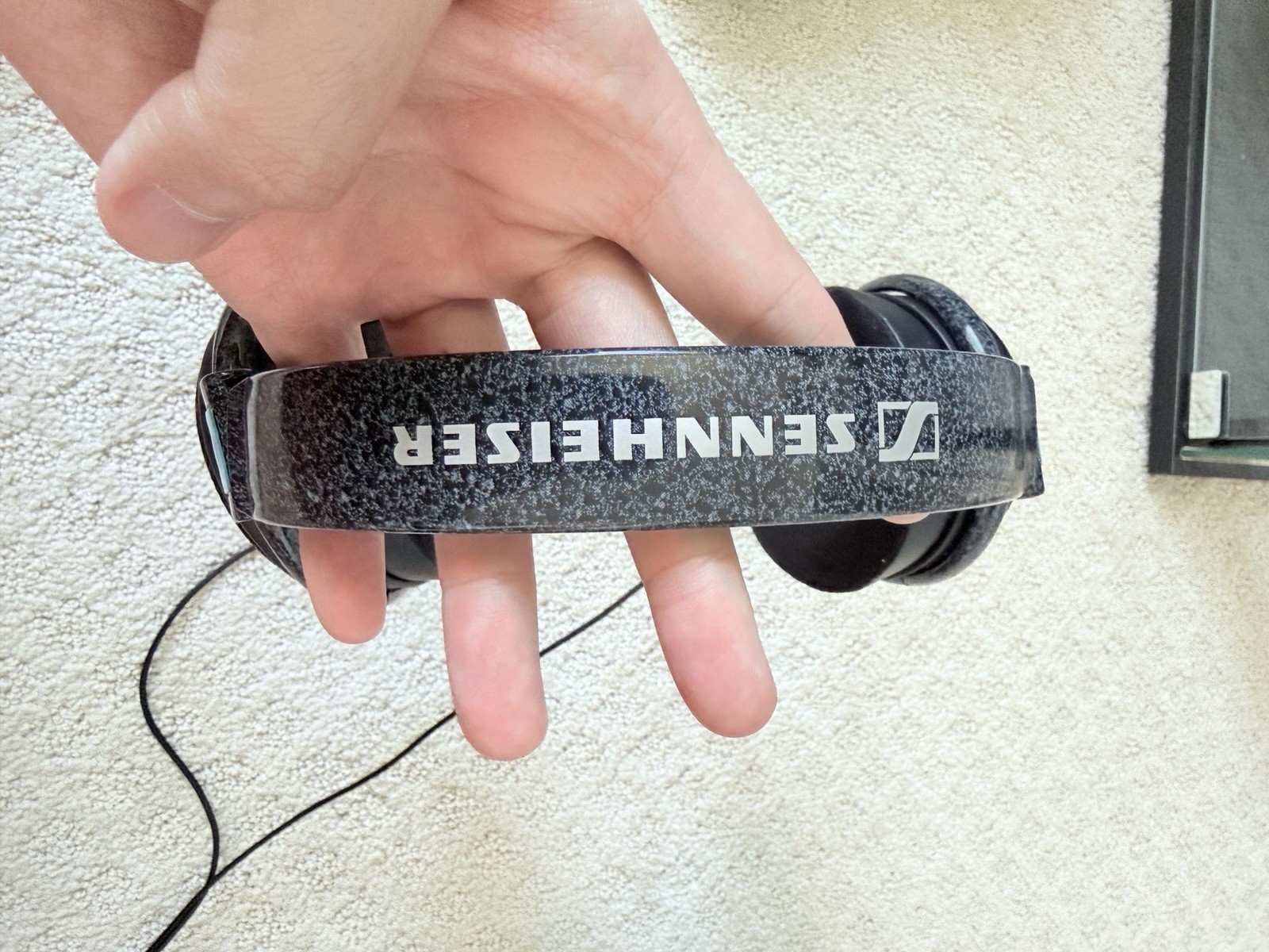 Sennheiser HD 600 Open-Back Wired Over-Ear Headphones Black/Gray 3.5mm