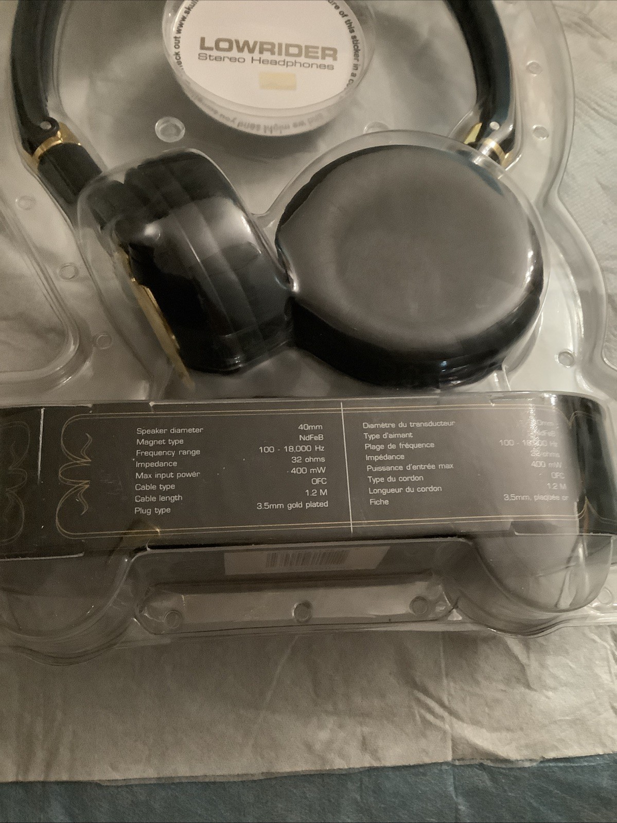 New Skullcandy Lowrider On Ear 40mm Headphones Foldable Liteweight Black & Gold