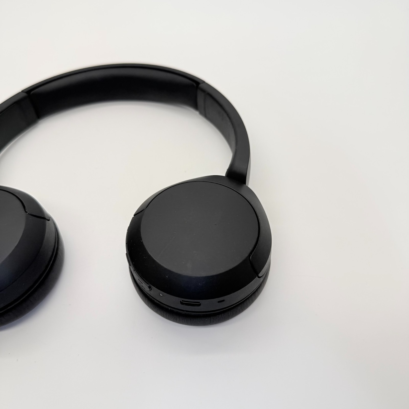 Sony Bluetooth Headphone YY2958 WH-CH520 Noise Canceling Headphones – Black
