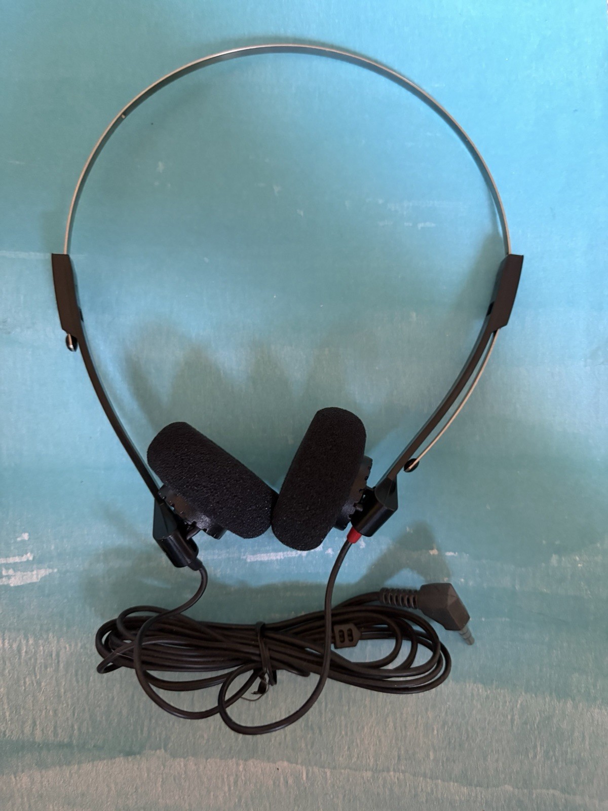 Vintage 1980’s Generic Basic Corded Foam Headphones, Metal Frame, Black , Untest