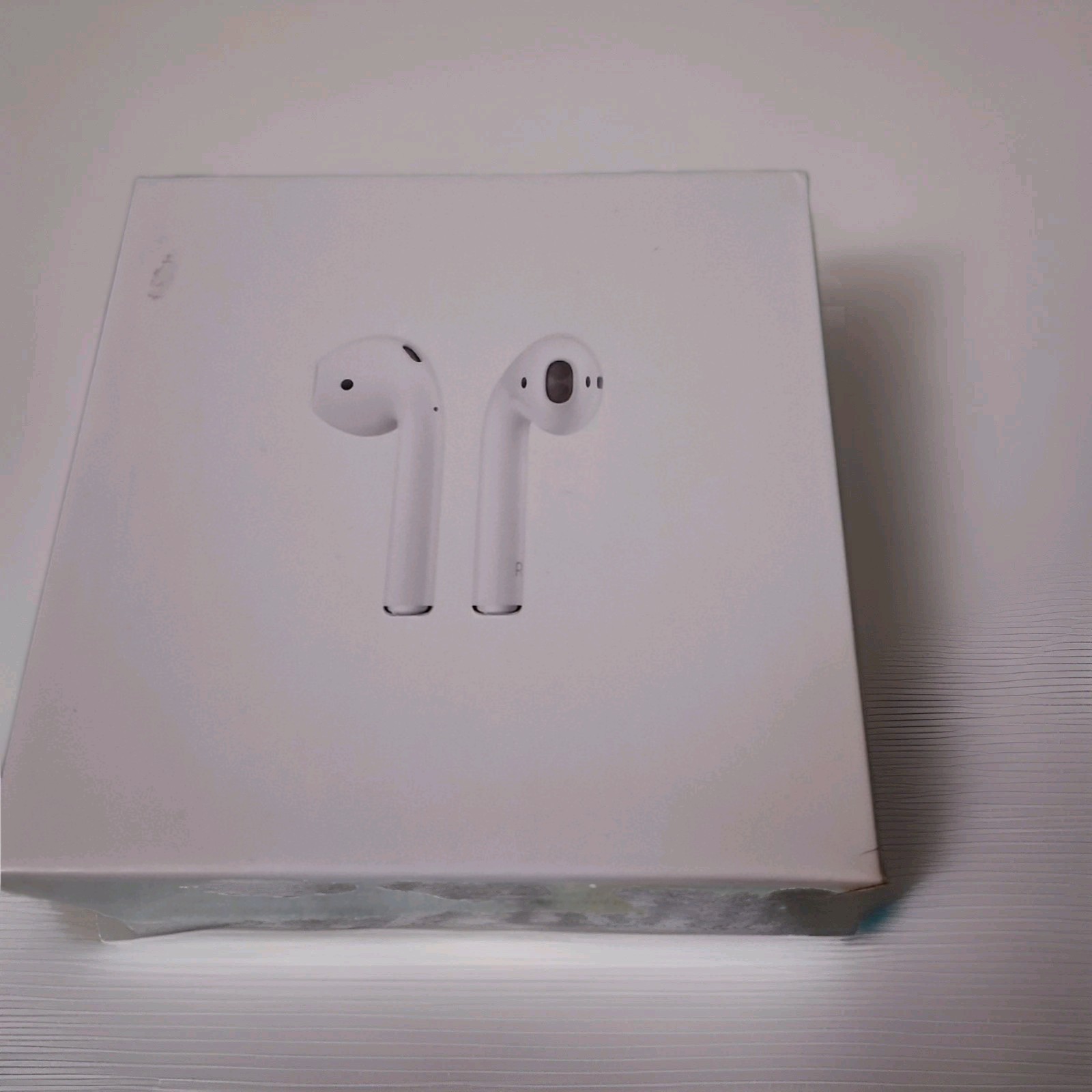 Wireless Charging Case In-Ear Bluetooth Earbuds White MRXJ2AM/A