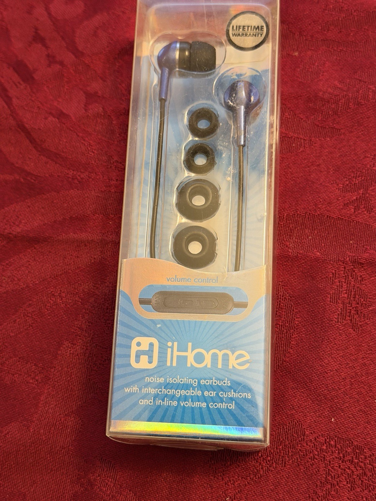 NEW iHOME Noise Isolating Earbuds iB6 Black In-line Control Powerful Bass