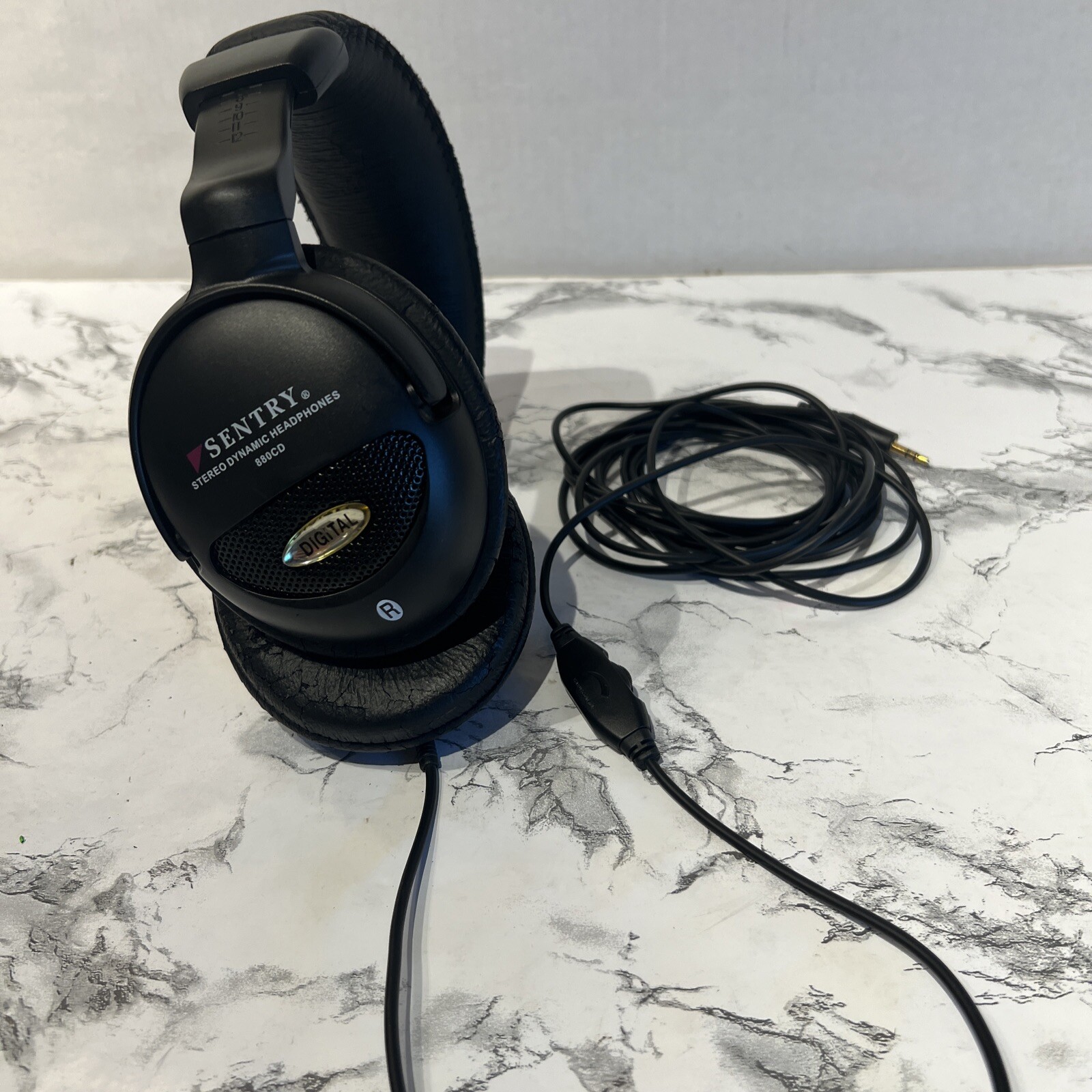 Sentry 880CD Professional Series Stereo Headphone Large Ear Cuffs Adjusting 12’