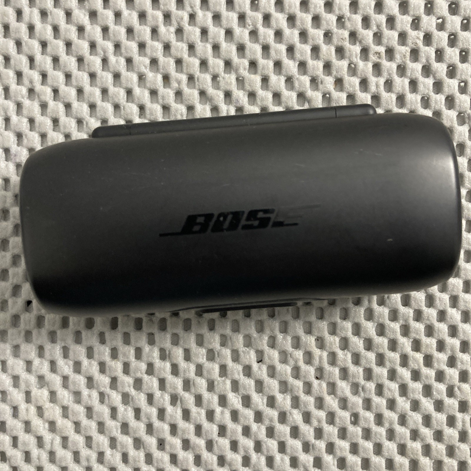 Bose SoundSport Free Wireless Bluetooth Earbuds Black with Built-In Microphone