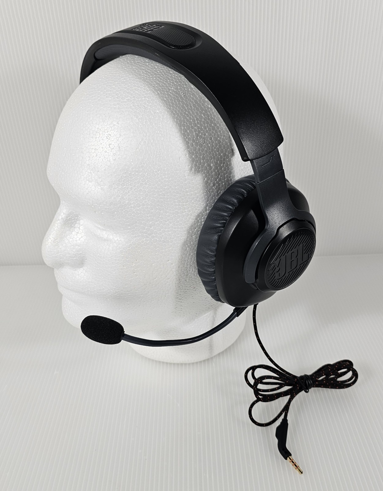 JBL Quantum 100 Wired Gaming Headset Headphones with Mic