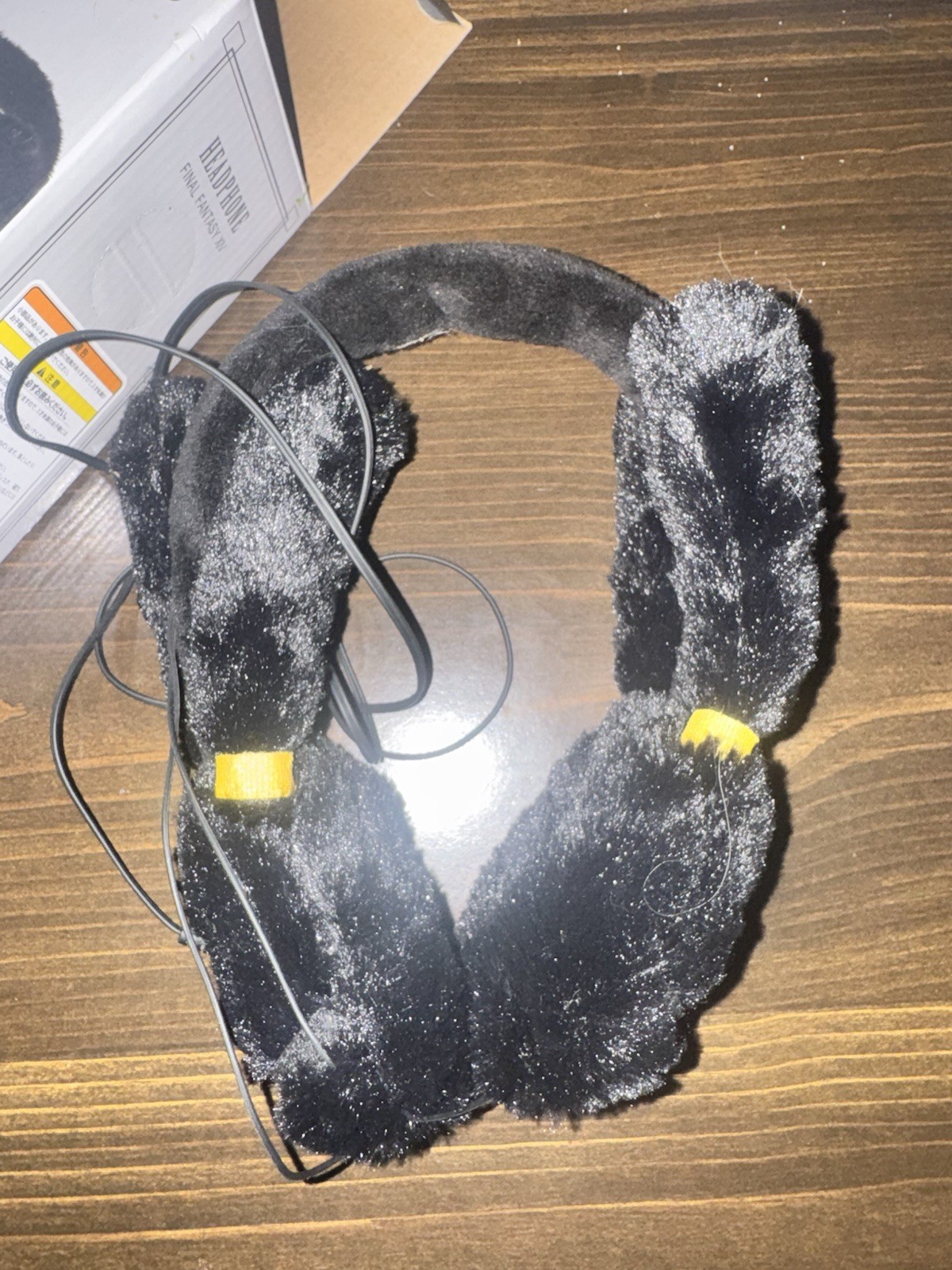 Taito Final Fantasy XIV Online Over-Ear Wired Headphones 3.5mm Black/Yellow