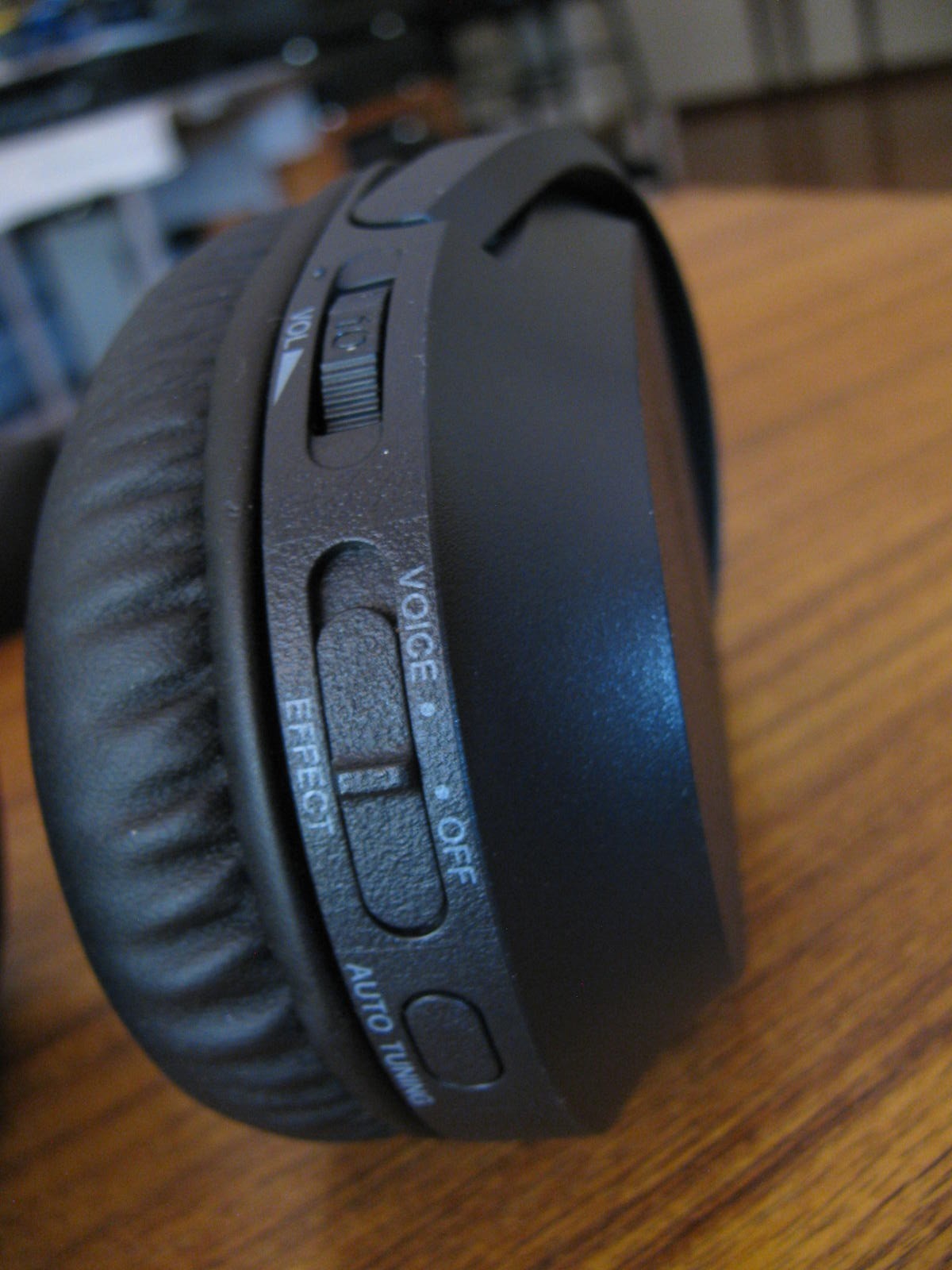 Sony WH-RF400R Wireless Home Theater Headphones Great Working Condition
