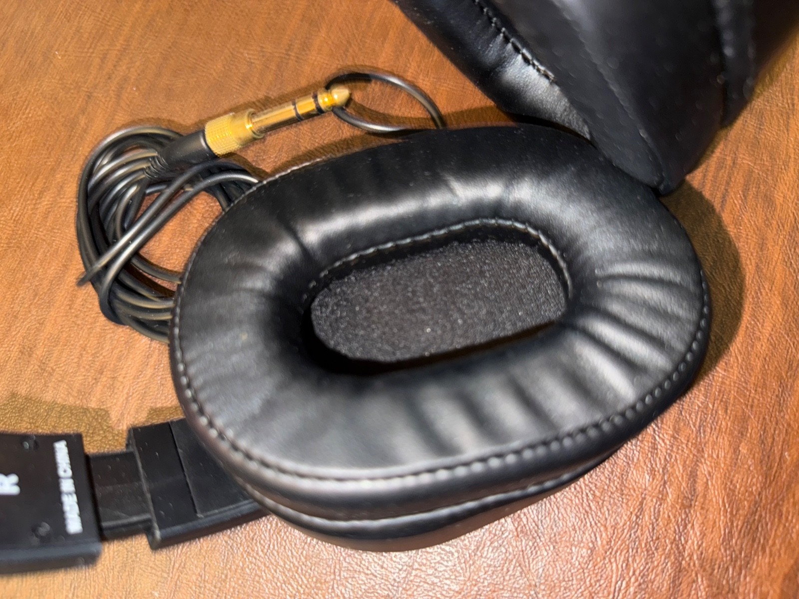 FOSTEX TX-2 Closed-Back Studio Headphones
