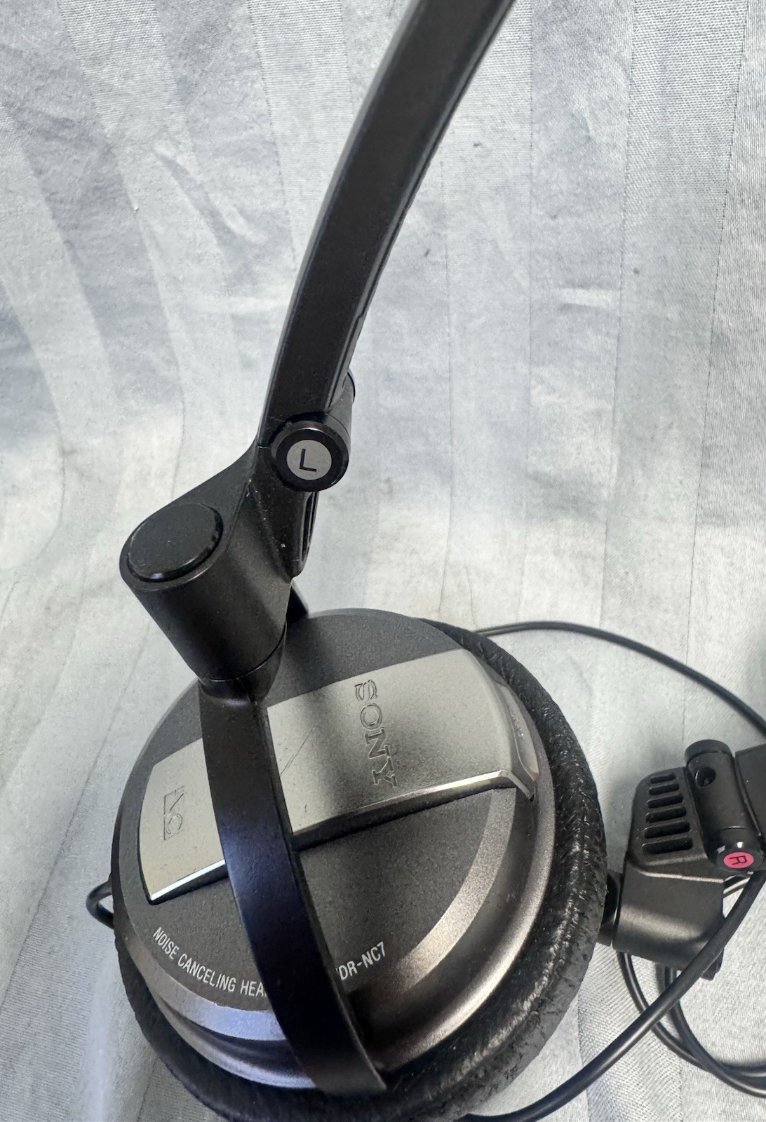 SONY MDR-NC7 Black Folding Noise Canceling On-Ear Headphones. 3.5mm. Tested