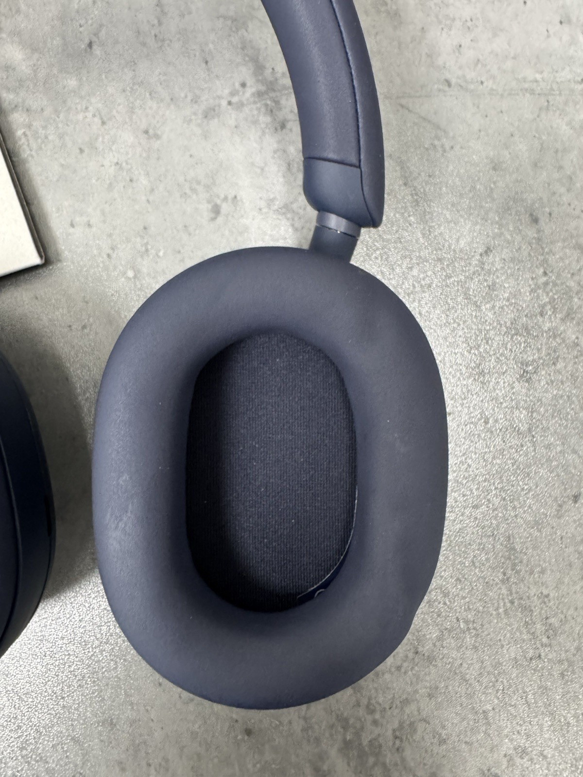Sony WH-1000XM5/L Wireless Industry Leading Noise Canceling Headphones – Blue