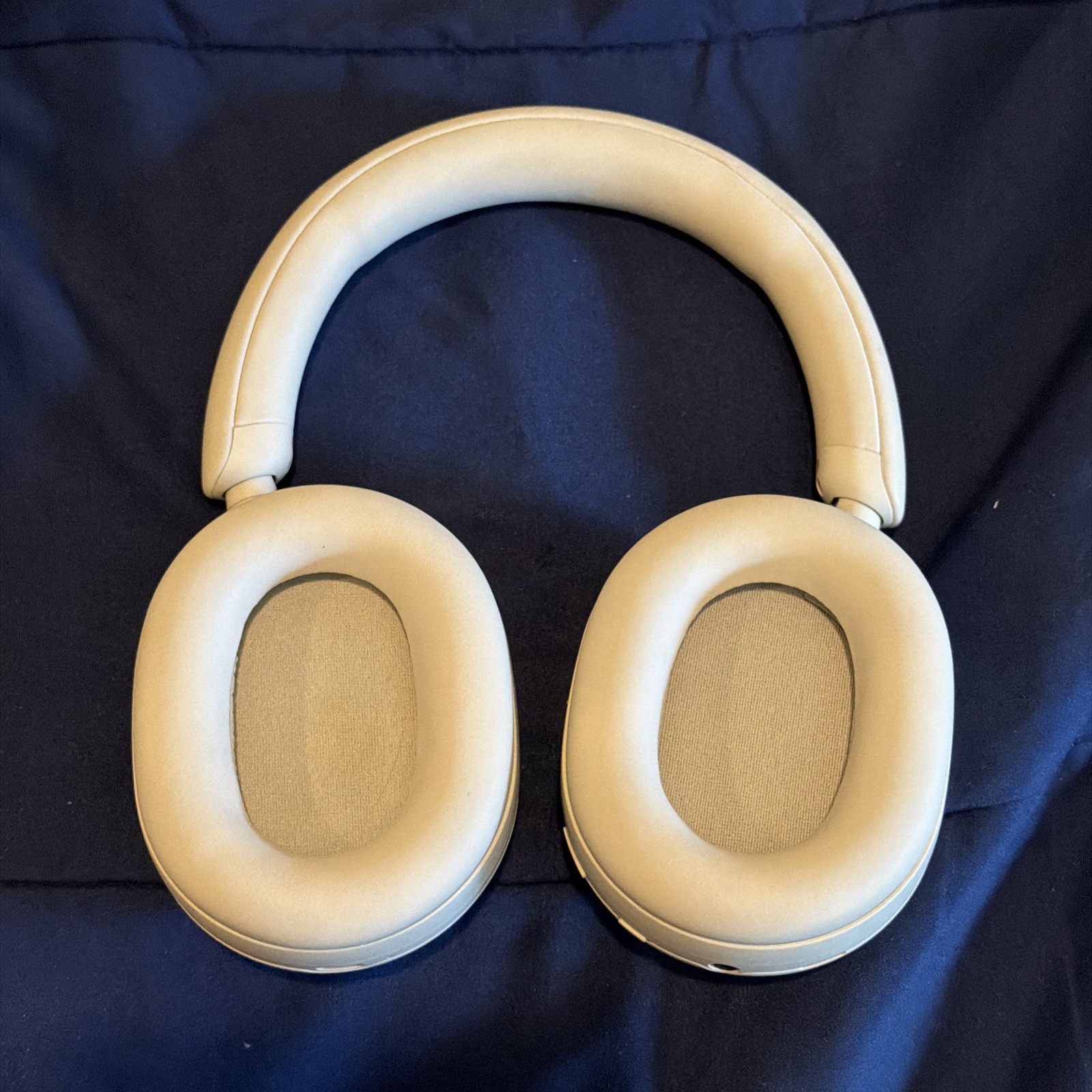 Sony WH-1000XM5 Best Wireless Noise Canceling Headphones | Platinum Silver