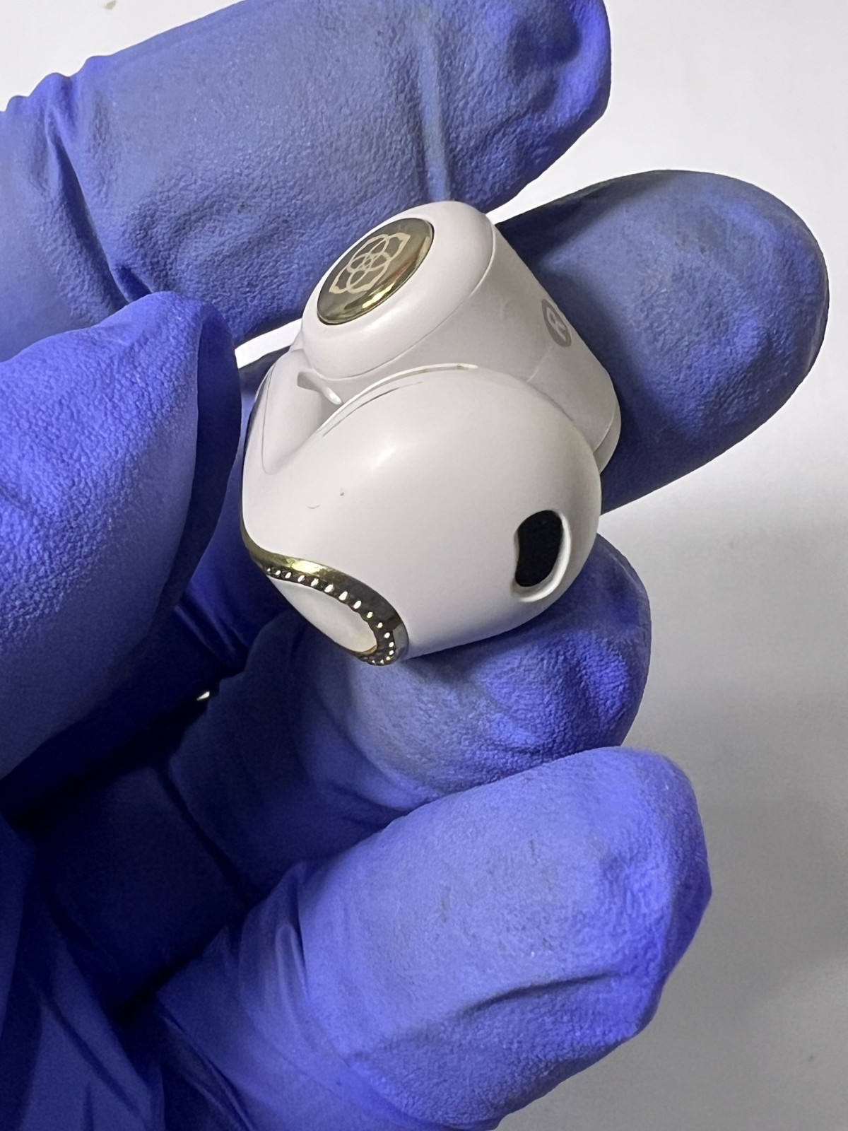 Genuine BOSE X KENDRA SCOTT Replacement Ultra Open Earbuds RIGHT BUD AS-IS PARTS