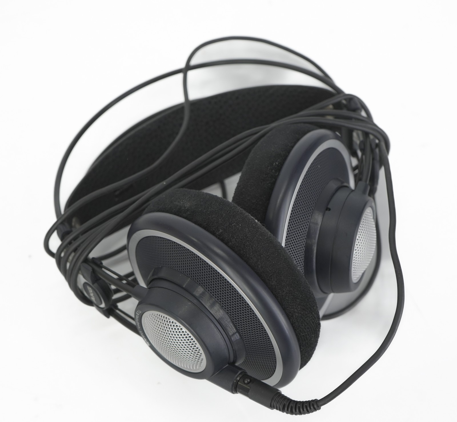 AKG K 701 Ultra Reference Class Stereo Headphone – ISSUE – Audiophile Open Back