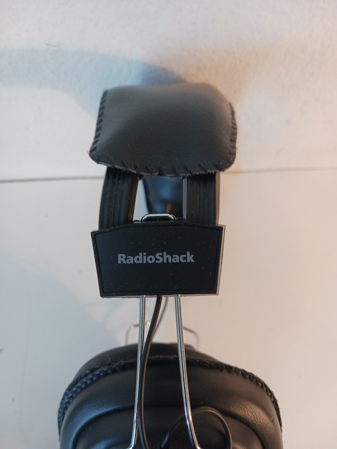 Radio Shack Pro-100 Communications Headset Model 20-282 (Never-used)