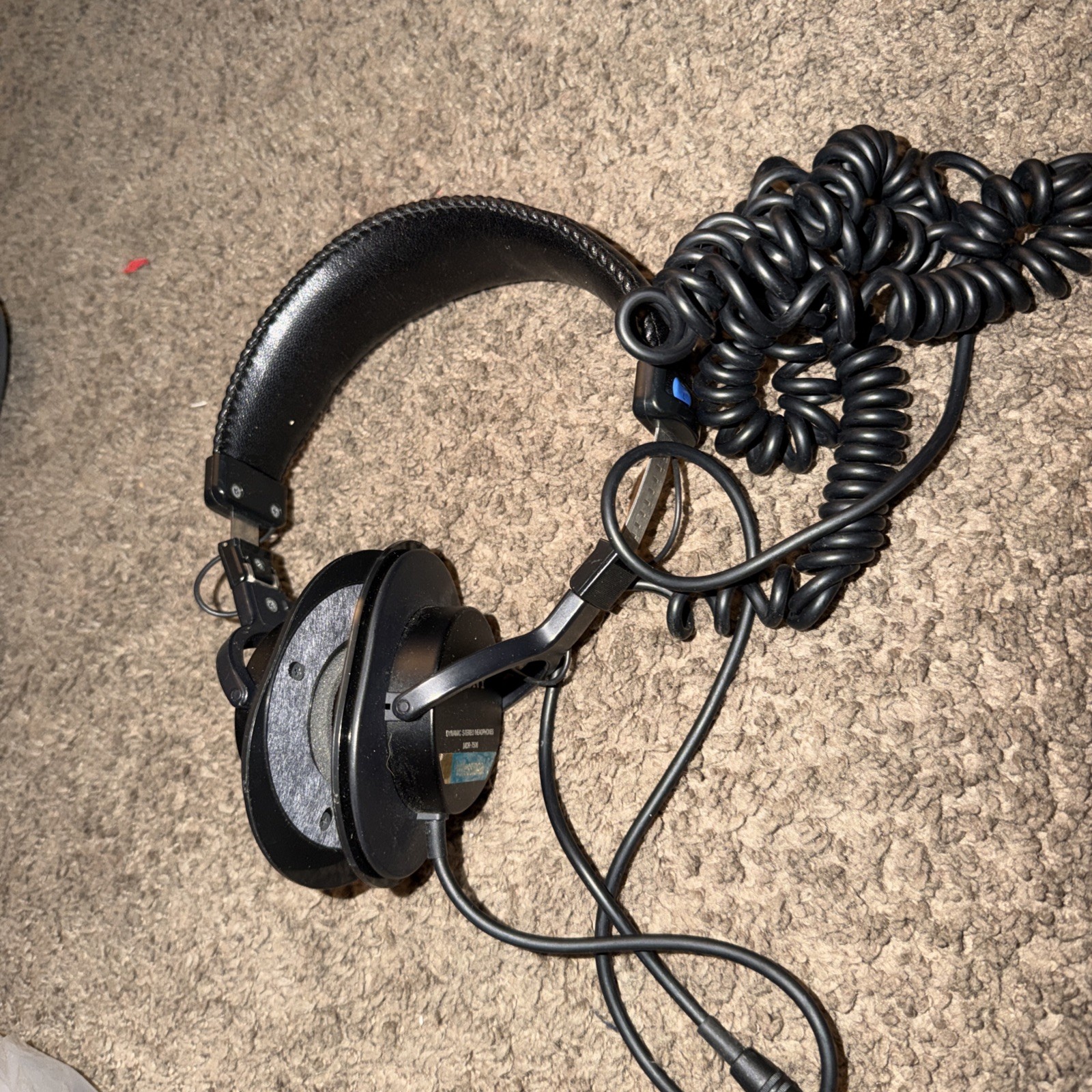 Sony MDR-7506 Wired Over-Ear Dynamic Studio Monitoring – Used Missing Ear Pads