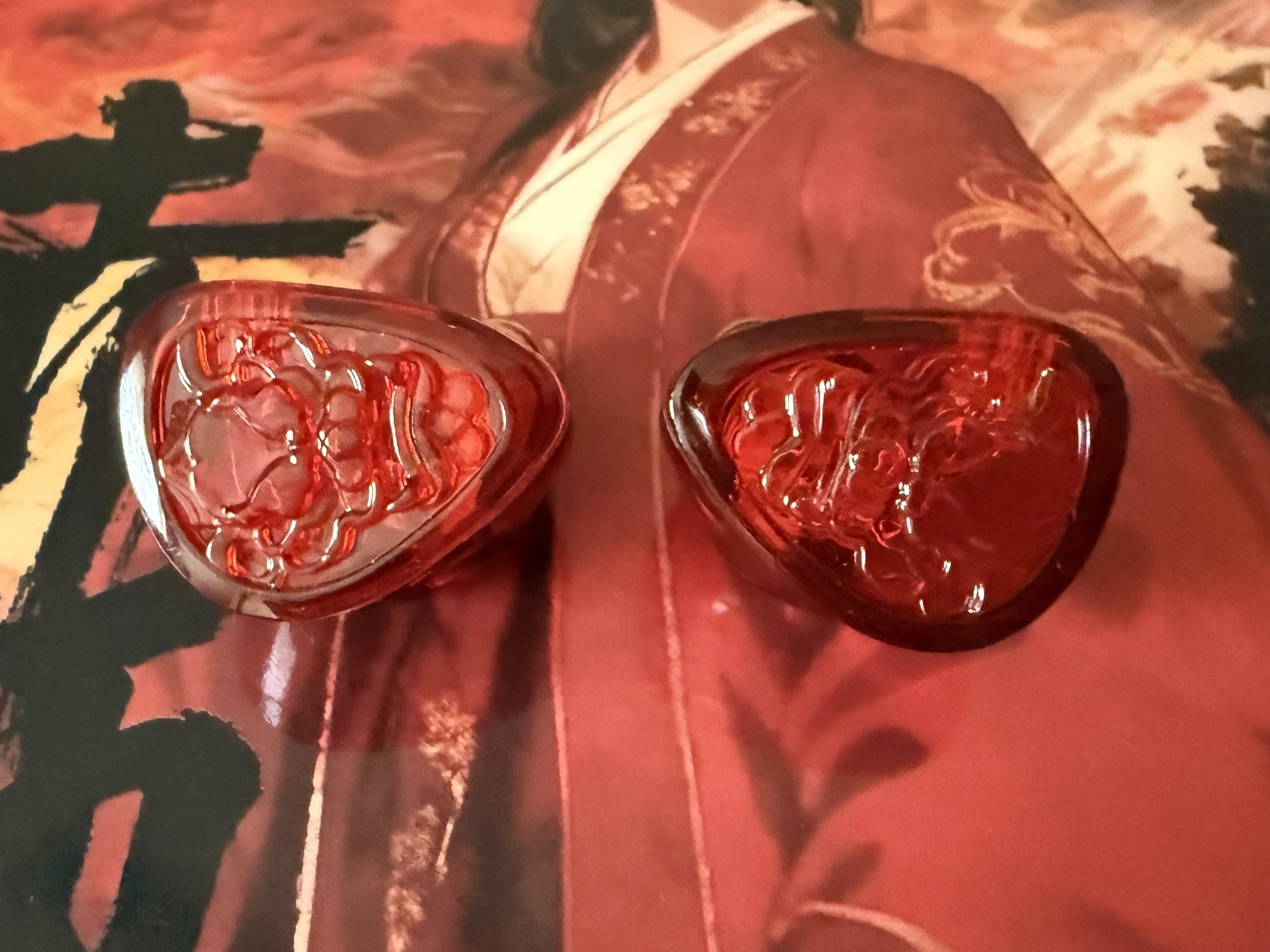 TANGZU WANER SG 2 Red Lion Bass Edition IEM, USB-C version with microphone