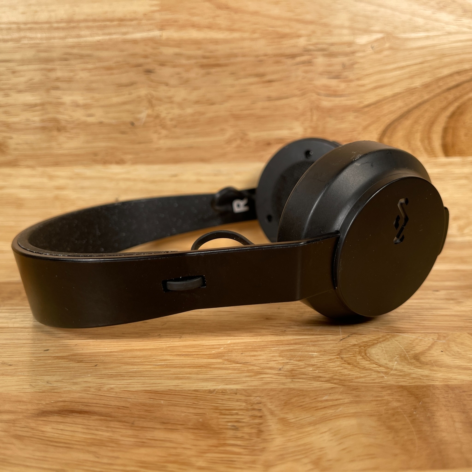 House of Marley EM-FH041-MI Black Wired Noise Cancelling Over-The Ear Headphones