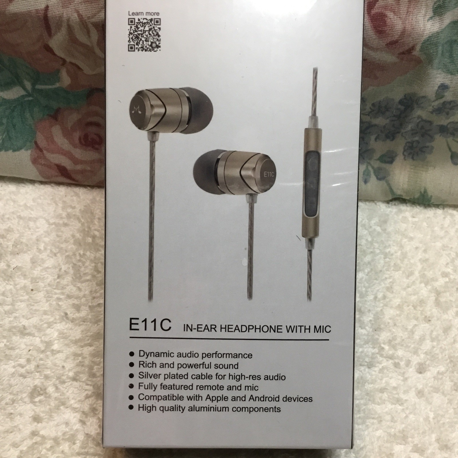 SoundMAGIC E11C In Ear Isolating Earphones with Mic For all smartphones